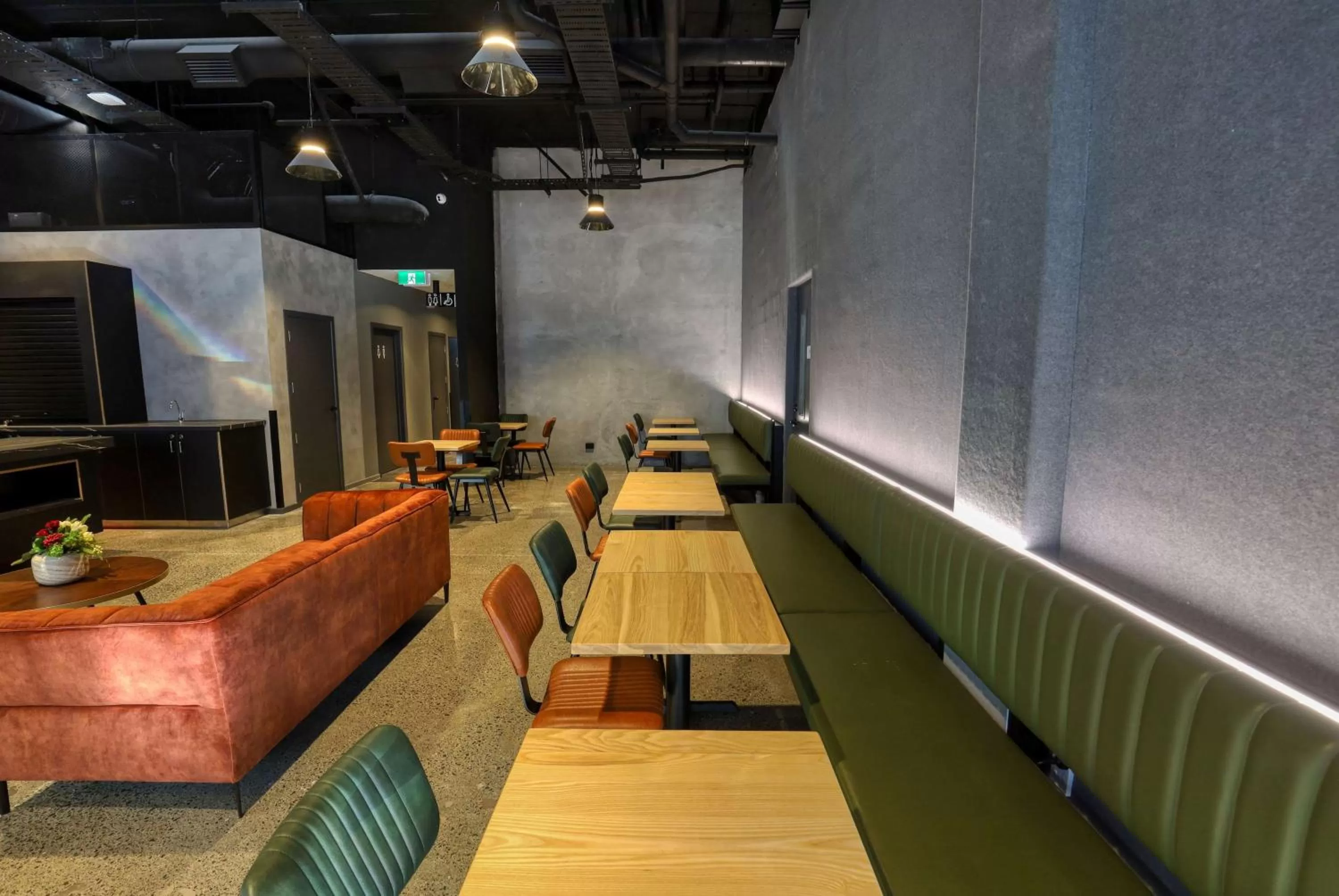 Restaurant/places to eat in Microtel by Wyndham Wellington