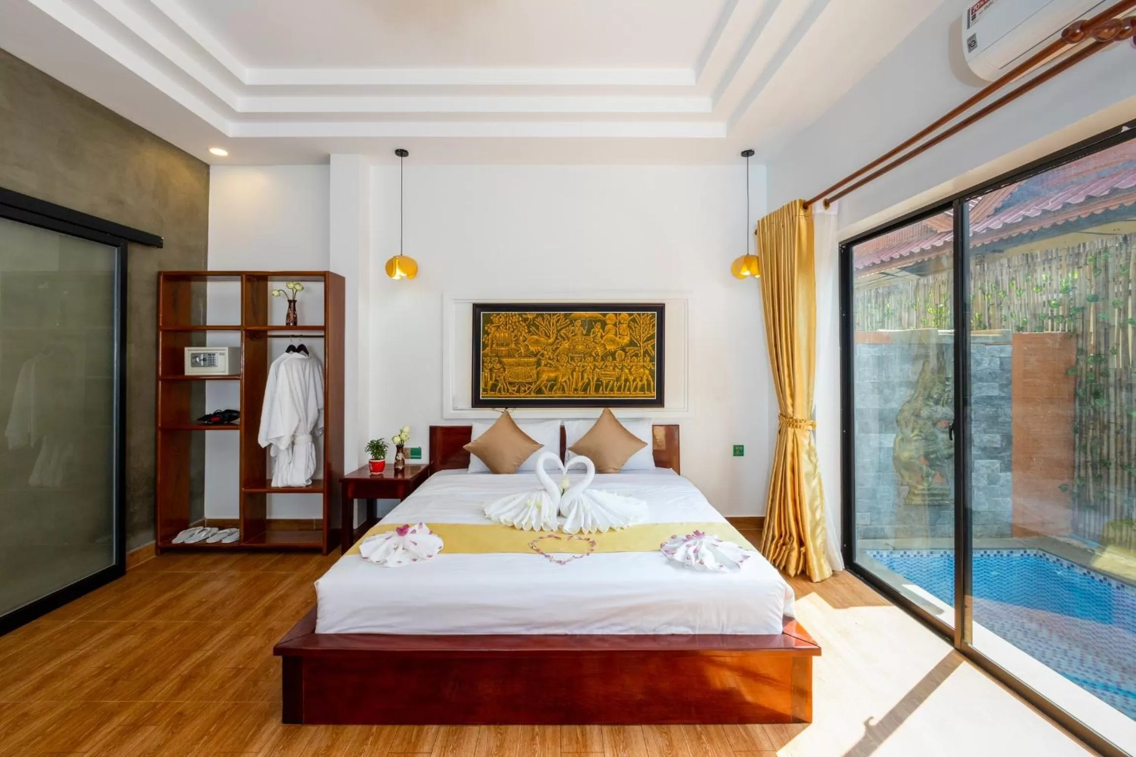 Bed in Nina Angkor Residence