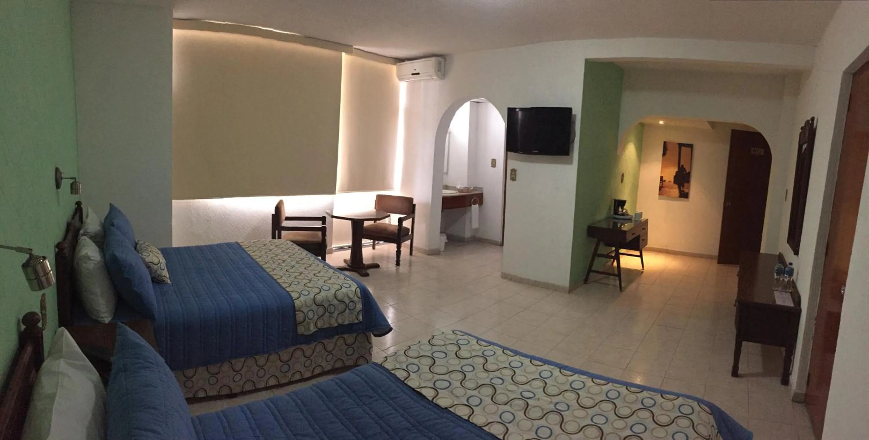 Bed in Hotel Palacio