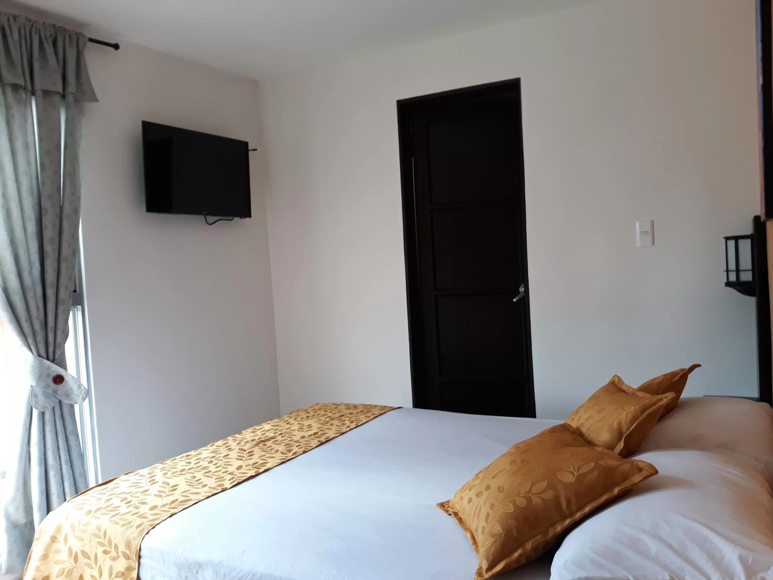 Photo of the whole room, Bed in Hotel Anzea