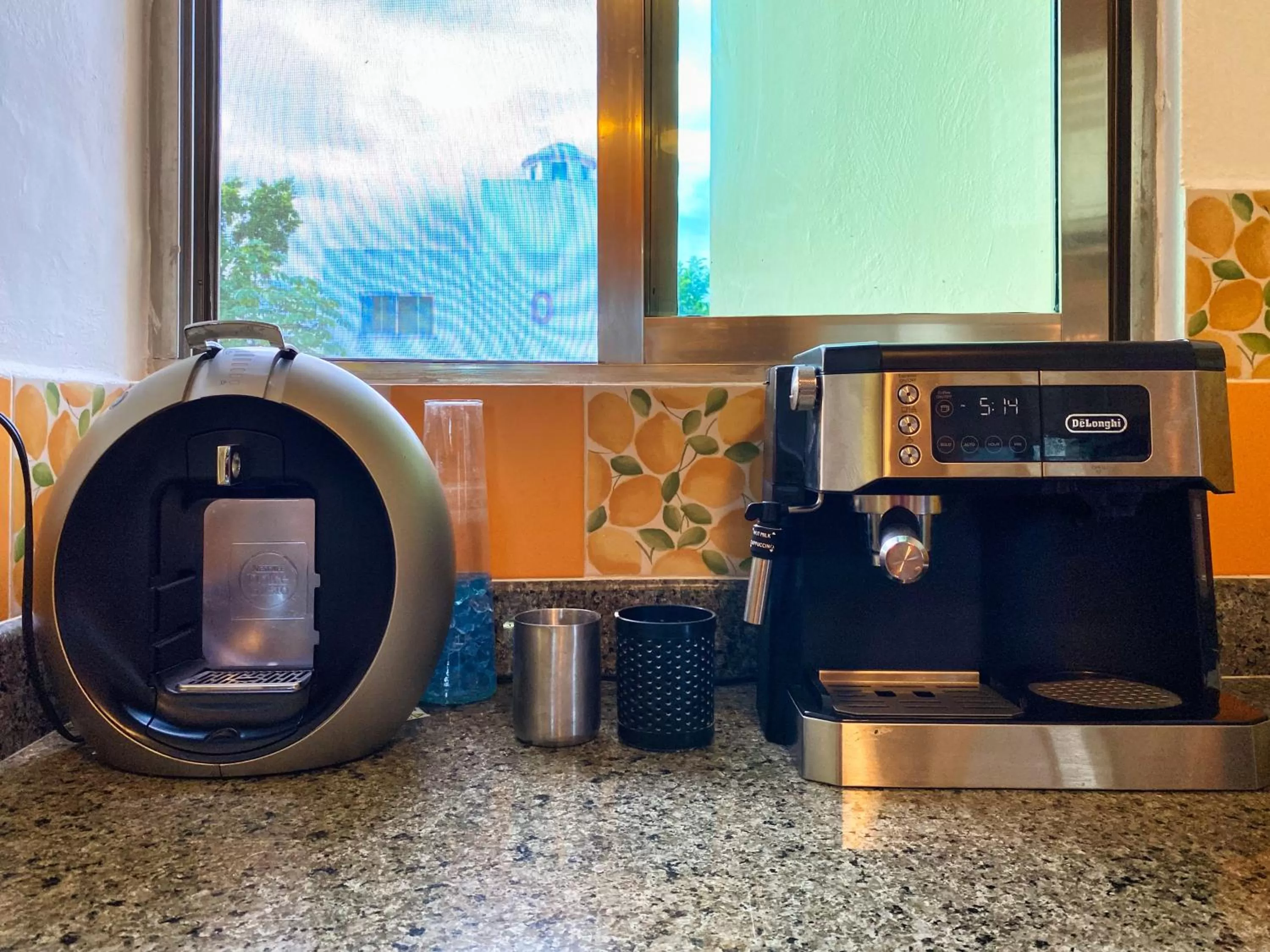 Coffee/tea facilities in Humant Coliving - Cancún