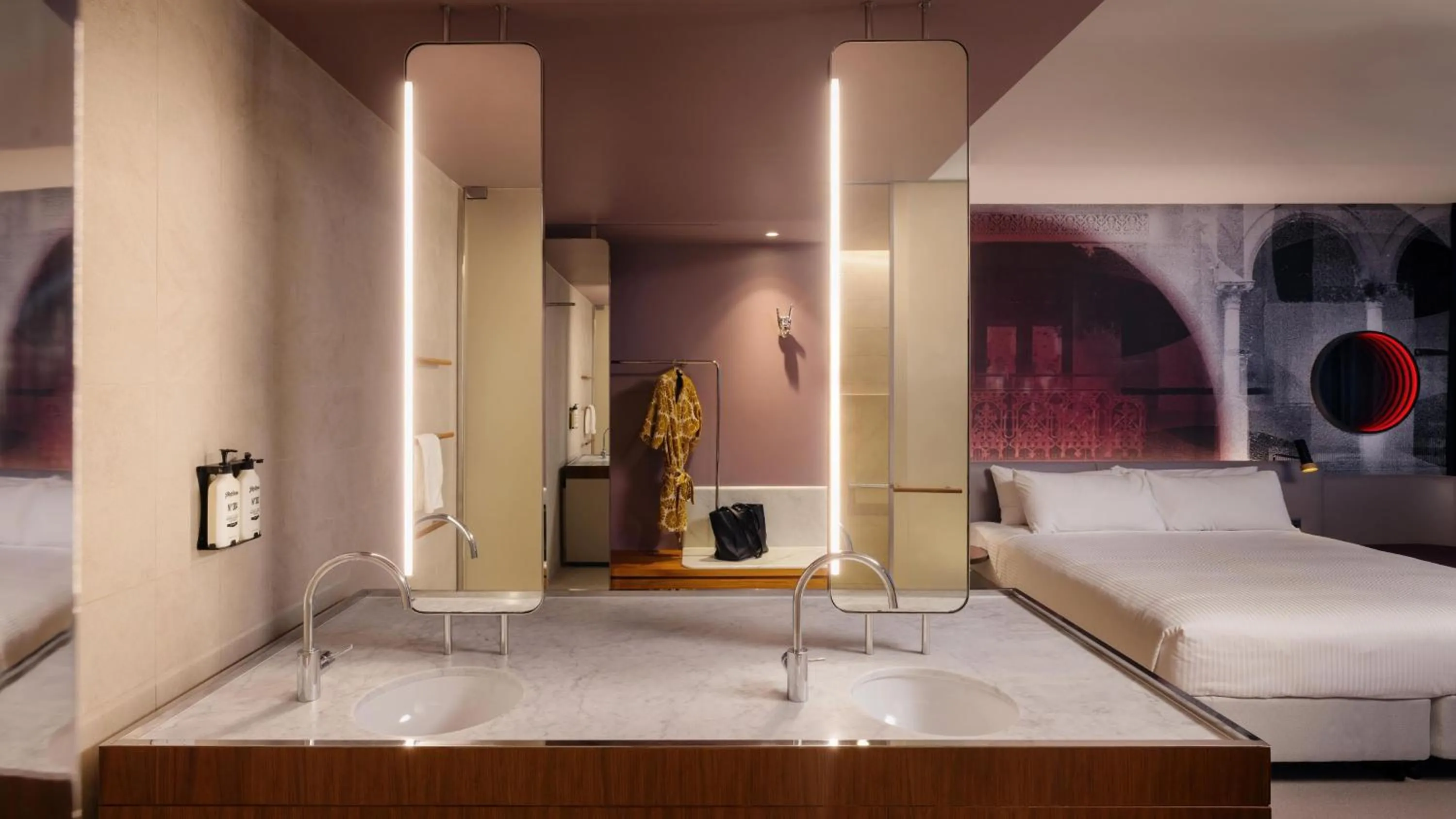 Bathroom, Bed in Hotel Indigo Sydney Potts Point by IHG