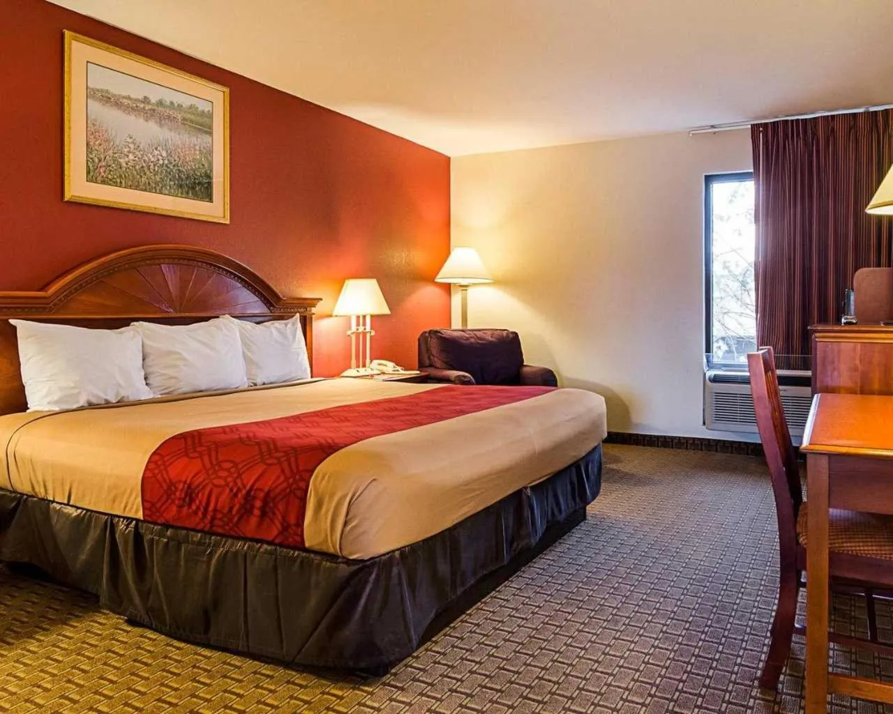 King Room - Non-Smoking in Econo Lodge