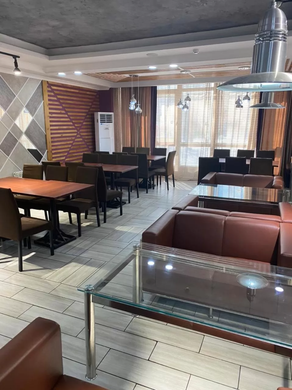 Restaurant/Places to Eat in ArtAstana