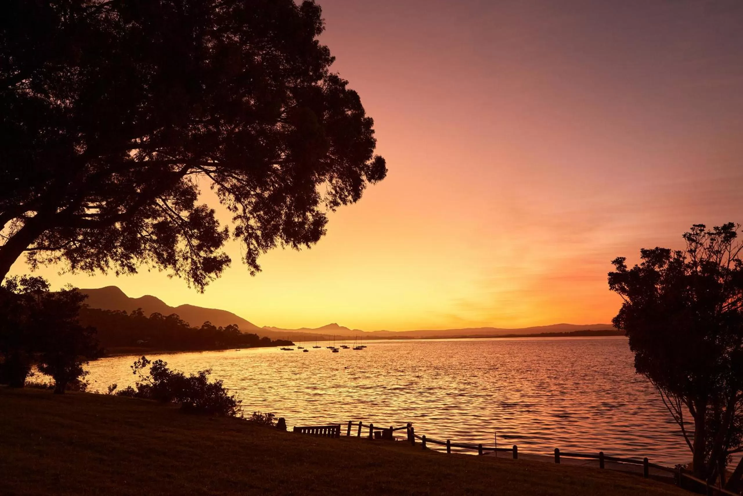 Lake view in The Thatch House Boutique Hotel, Hermanus