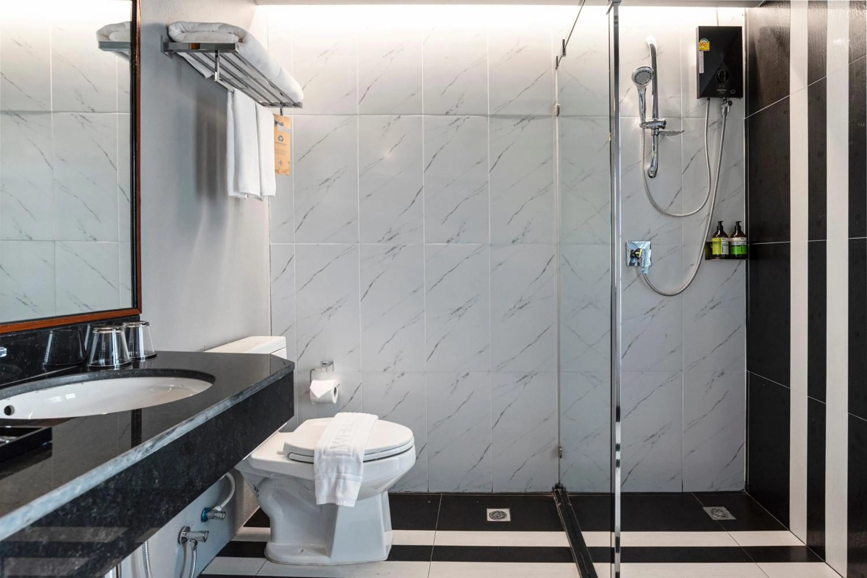 Shower in MeStyle Museum Hotel