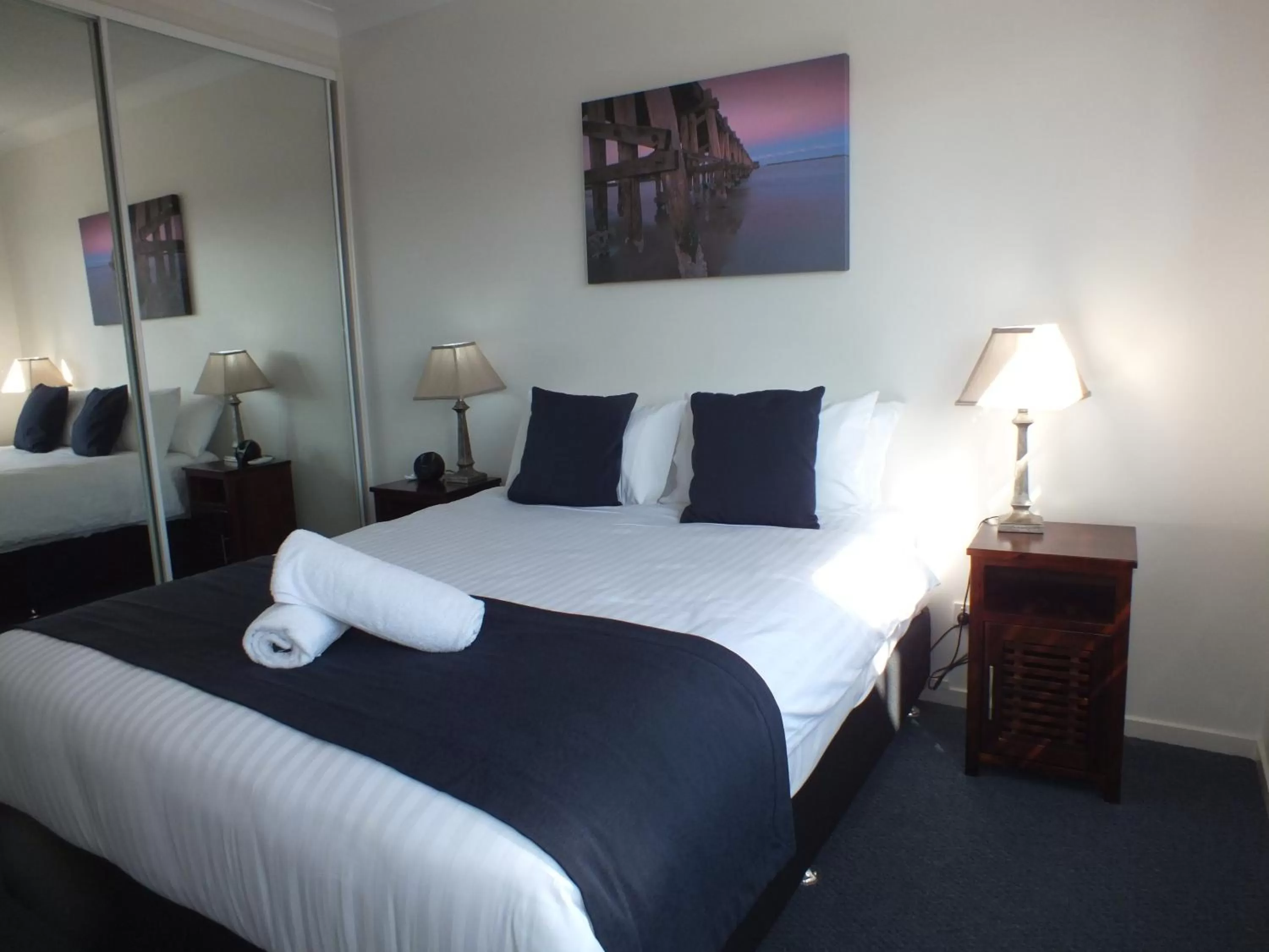 Bedroom, Bed in Pacific Marina Apartments