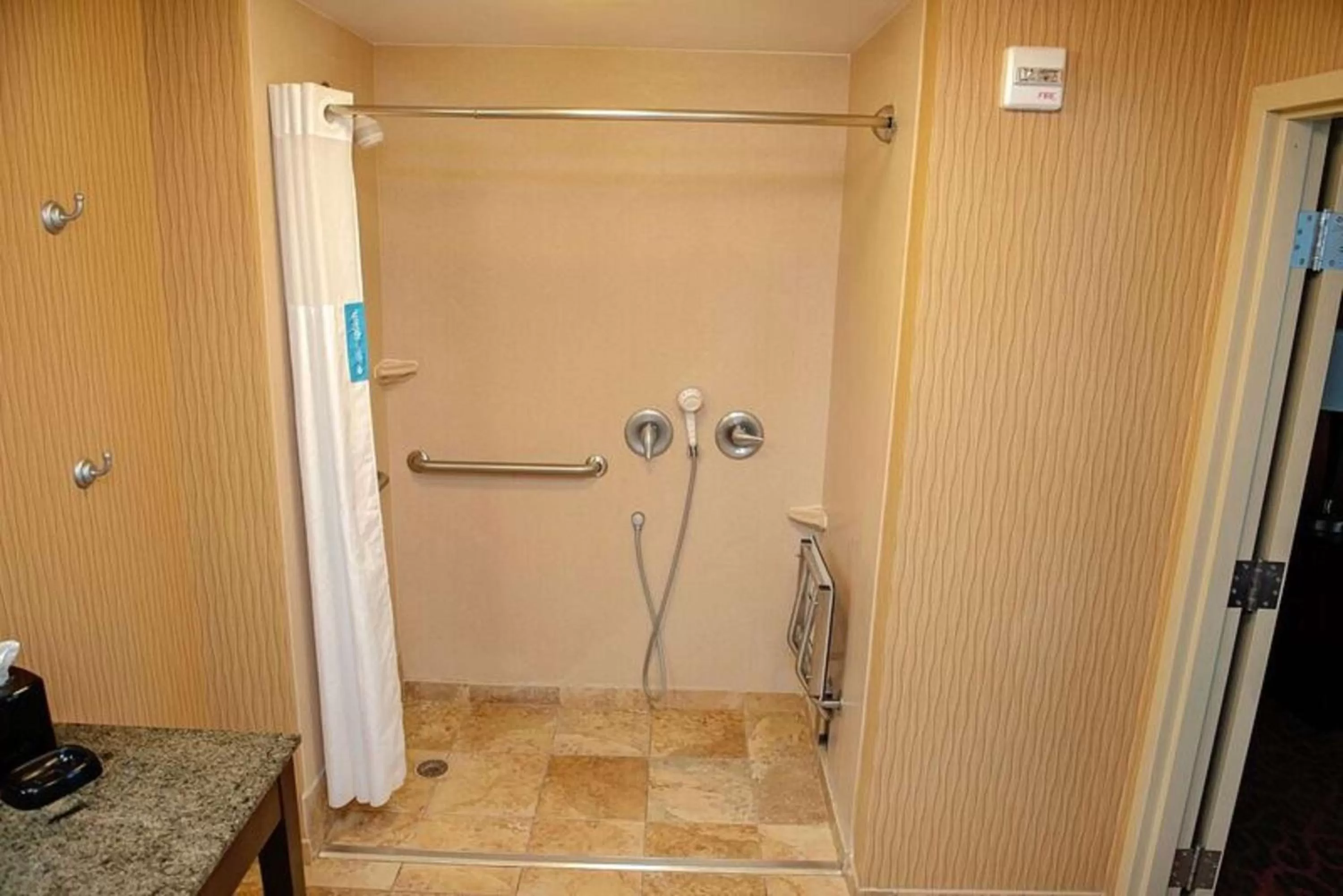 Bathroom in Hampton Inn & Suites Bradenton