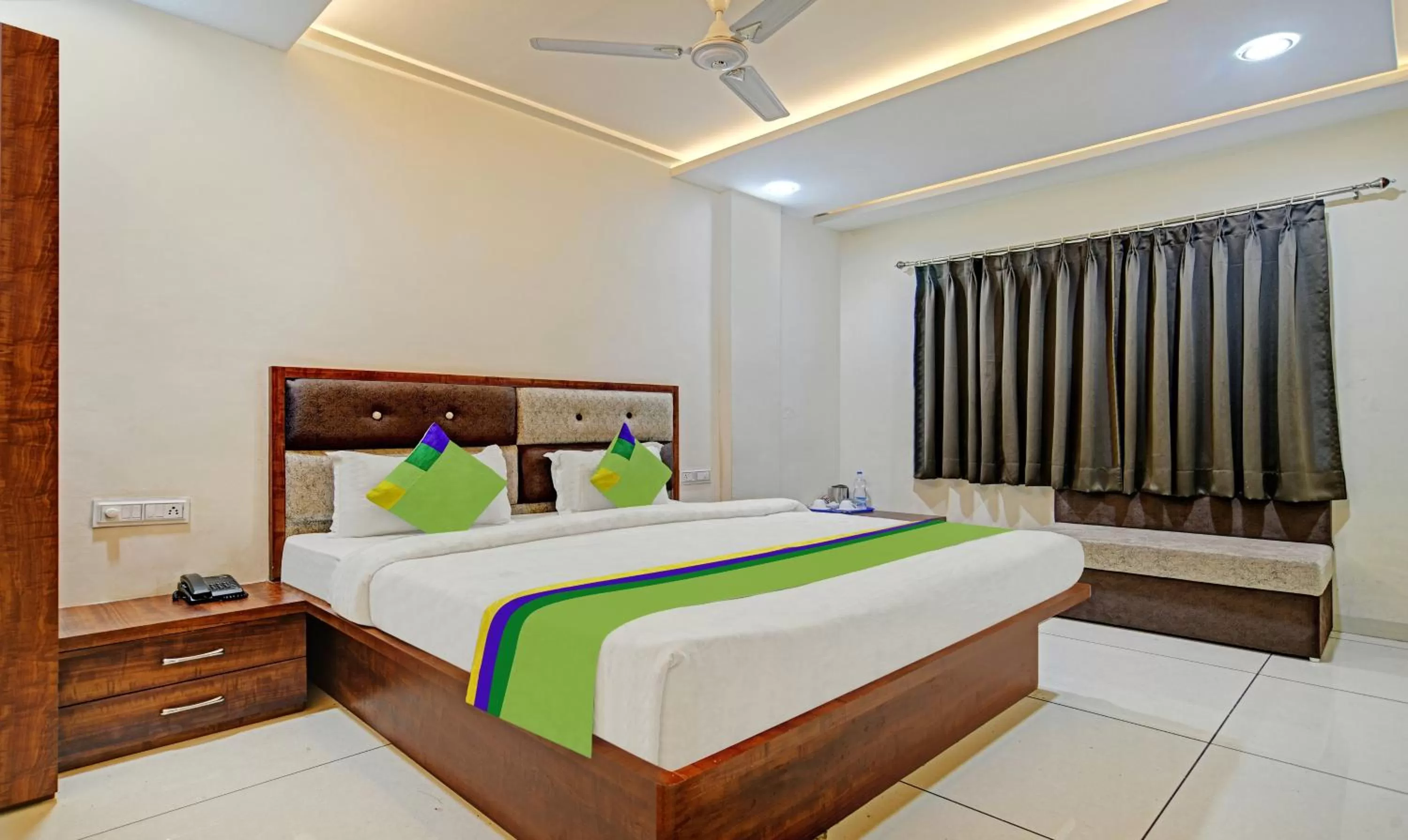 Bedroom in Treebo Jayshree Palace C21 Business Park
