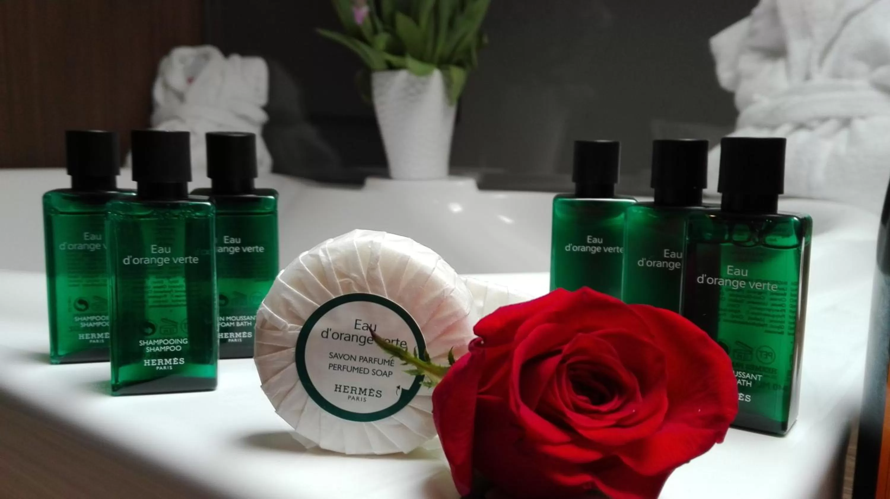 Bathroom in Hotel The Building