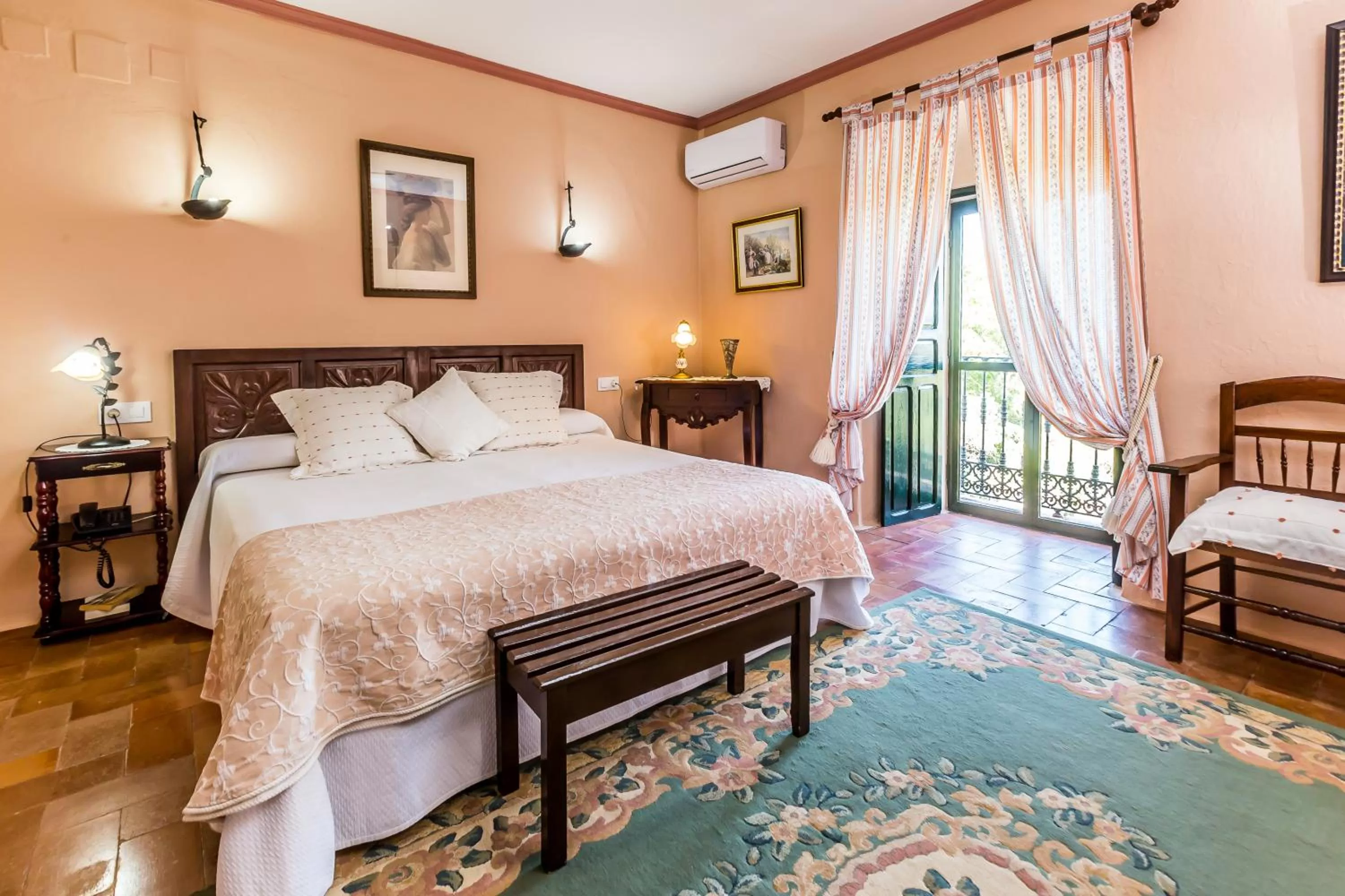 Bed in Hacienda El Santiscal Adults Only