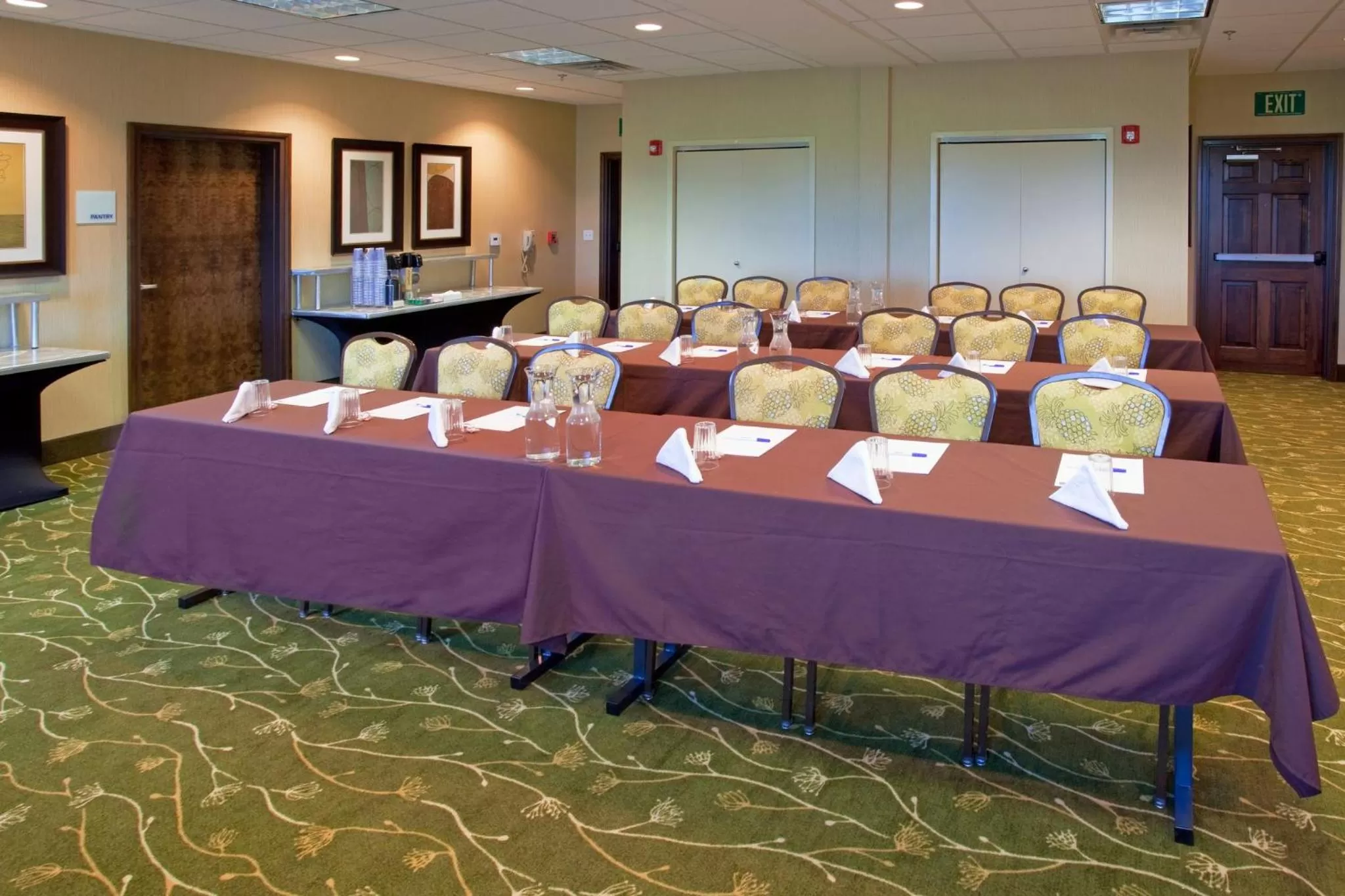 Meeting/conference room in Holiday Inn Express & Suites Logan by IHG