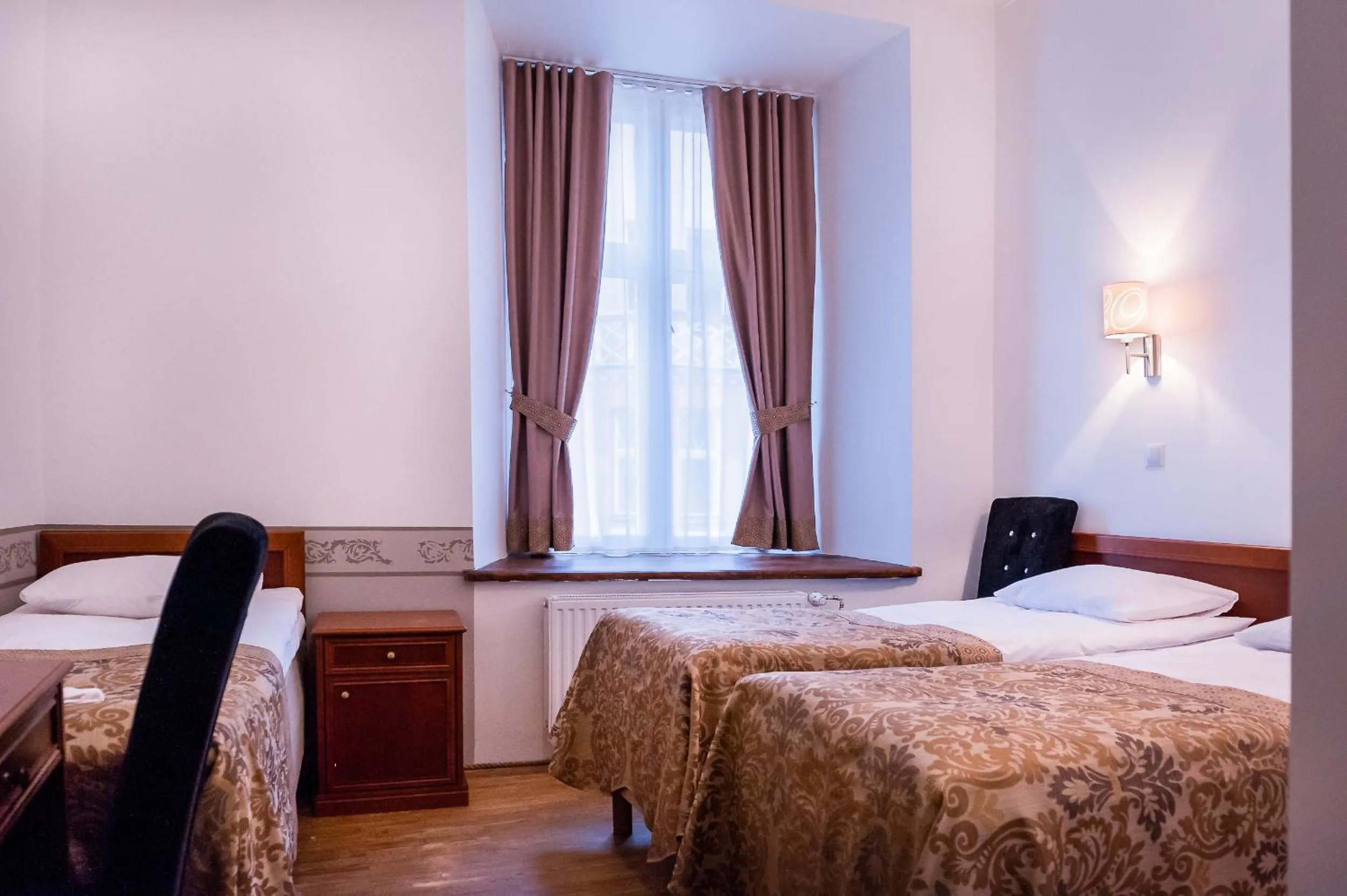 Bedroom, Bed in Three Crowns Residents