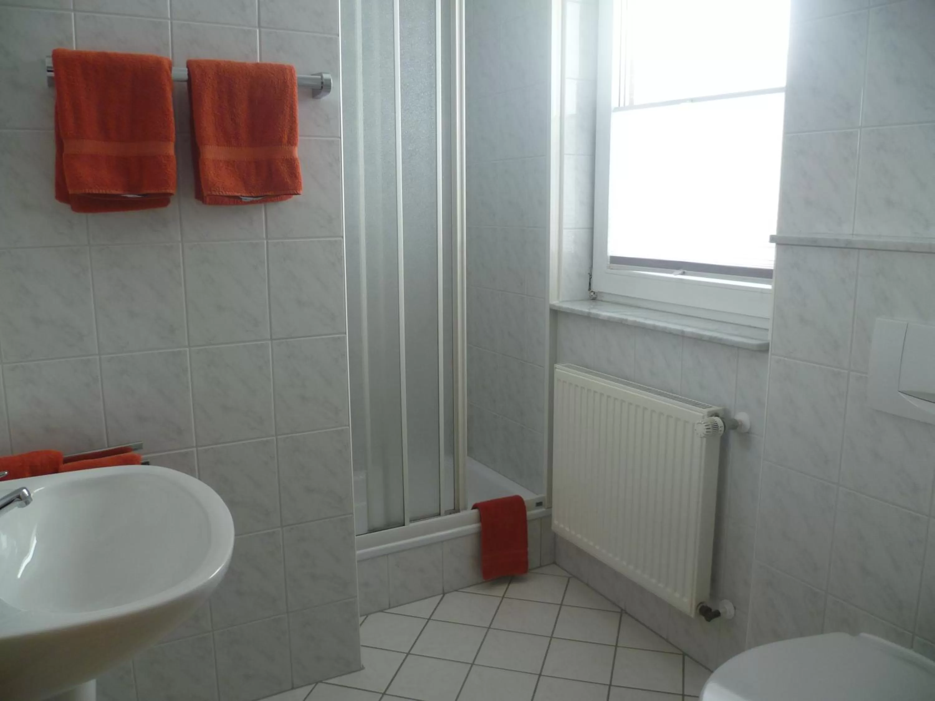 Bathroom in Landgasthof Zur scharfen Ecke