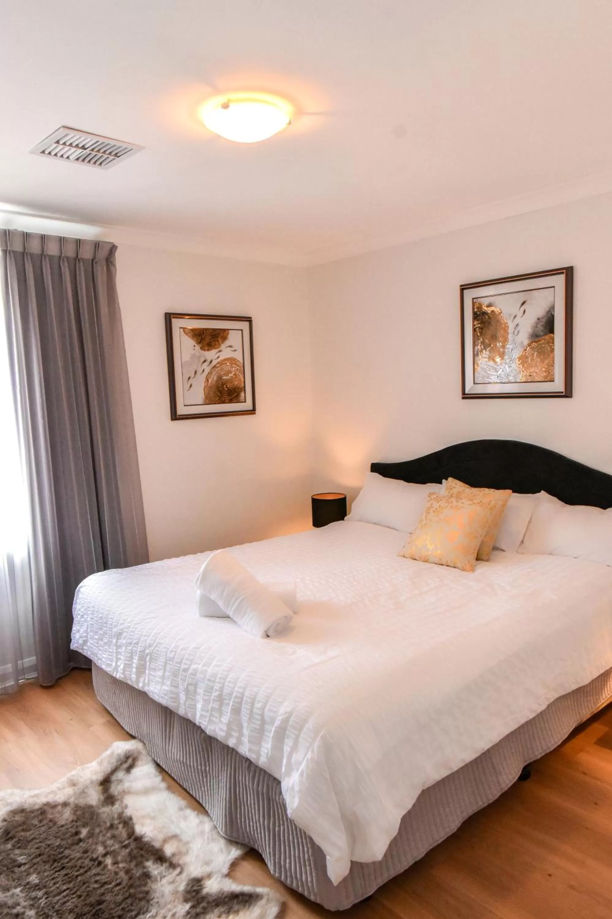 Bed in Ganesha Wellness Spa