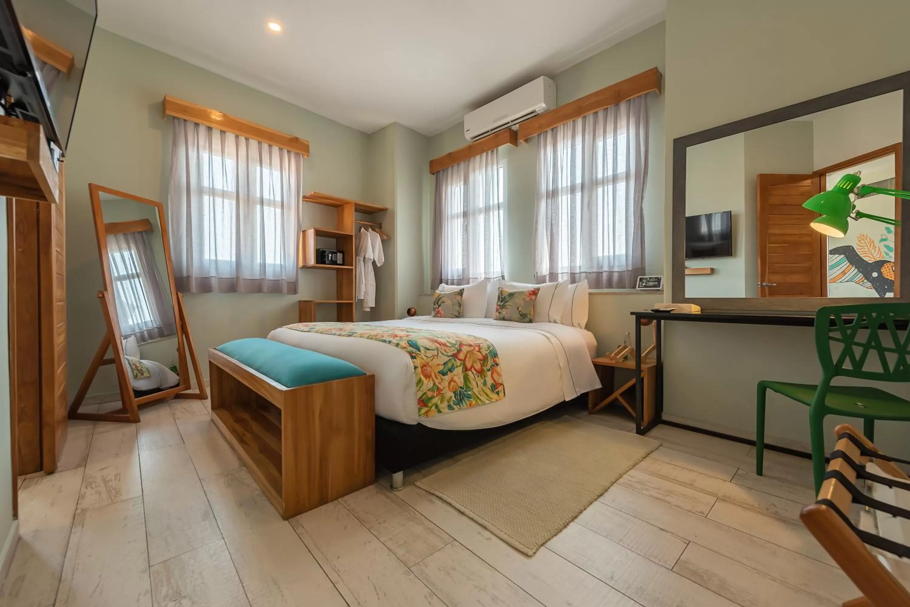 Bedroom, Bed in Townhouse Boutique Hotel