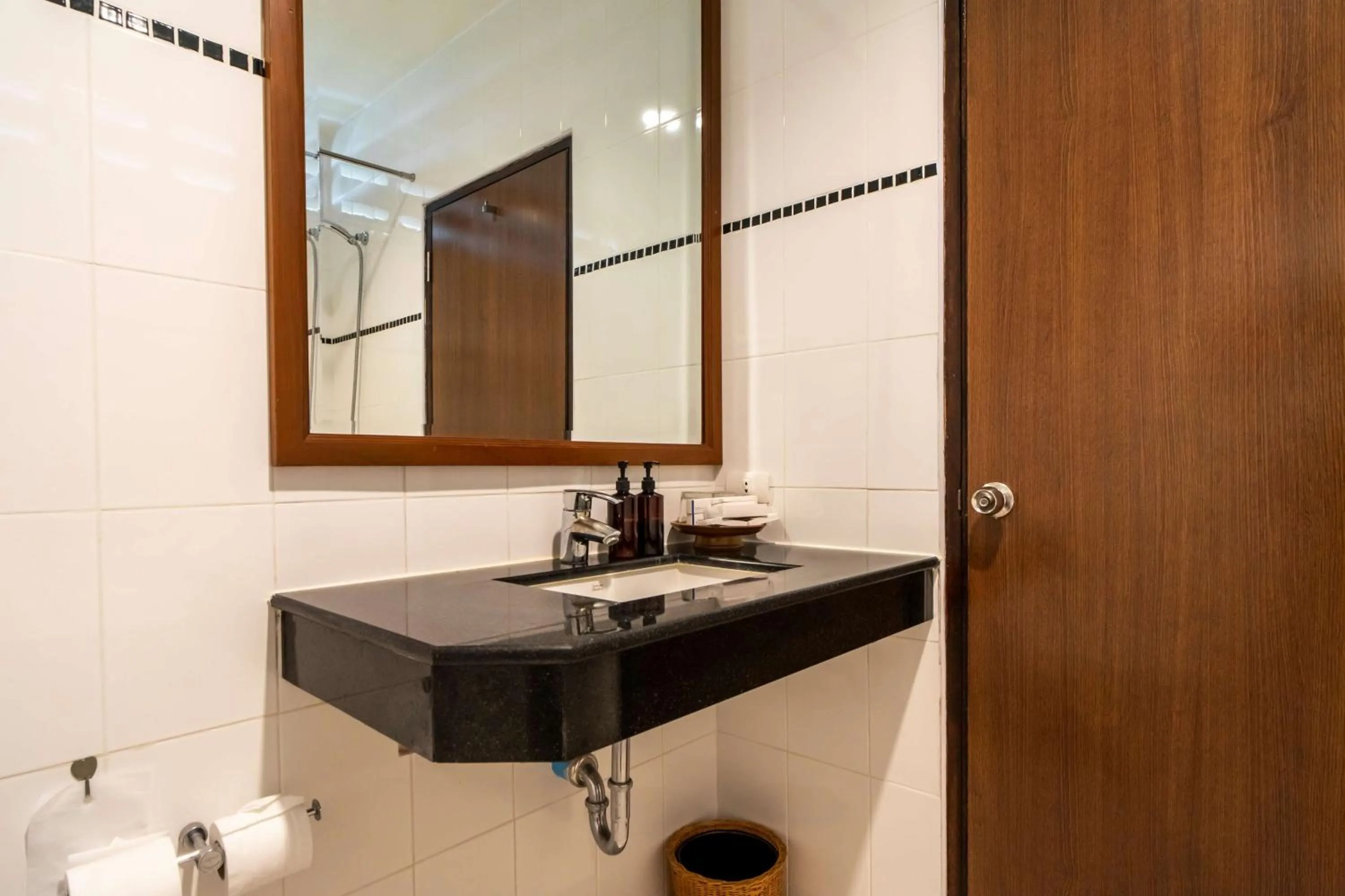 Bathroom in Best Western Phuket Ocean Resort