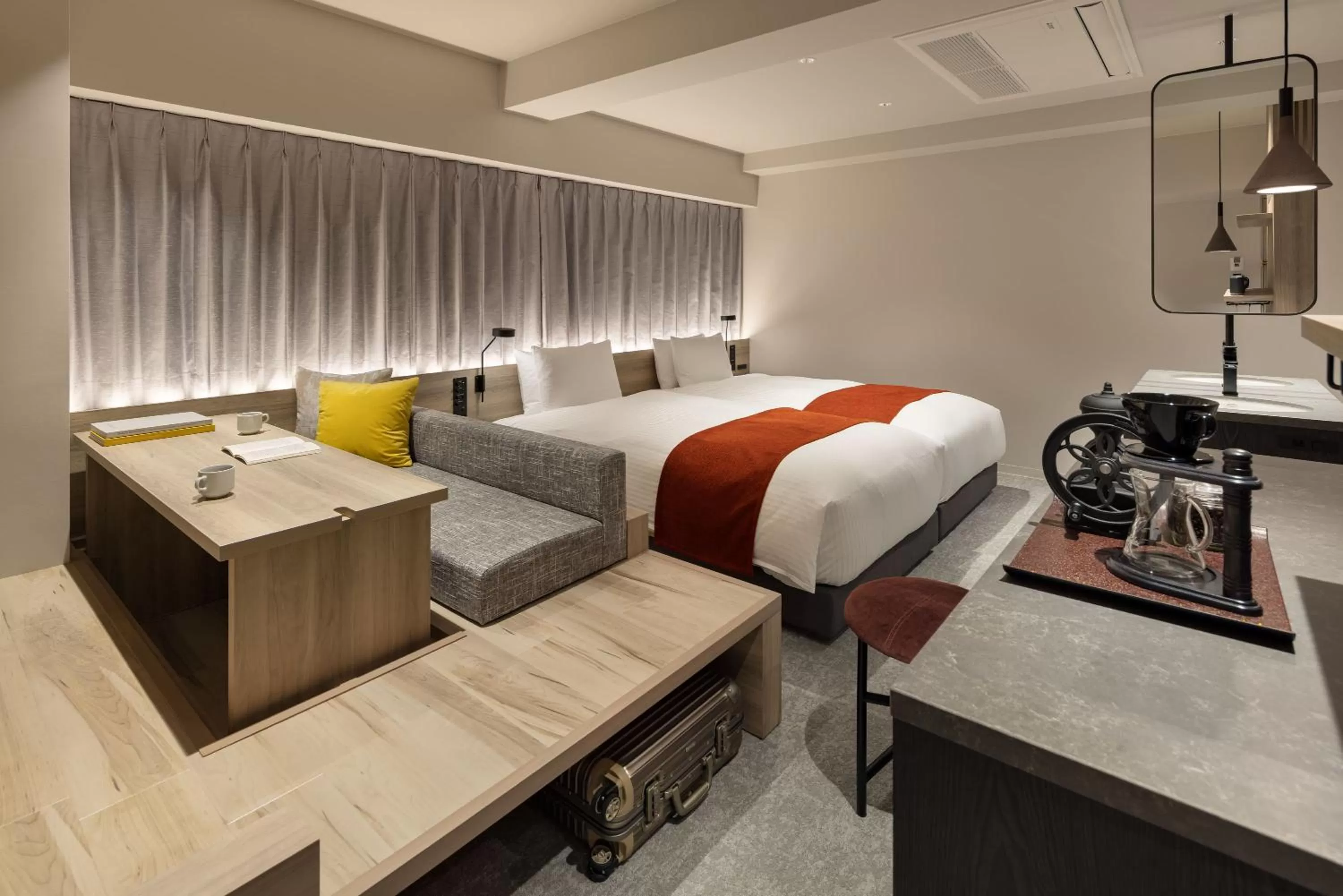 Photo of the whole room in the b namba-kuromon