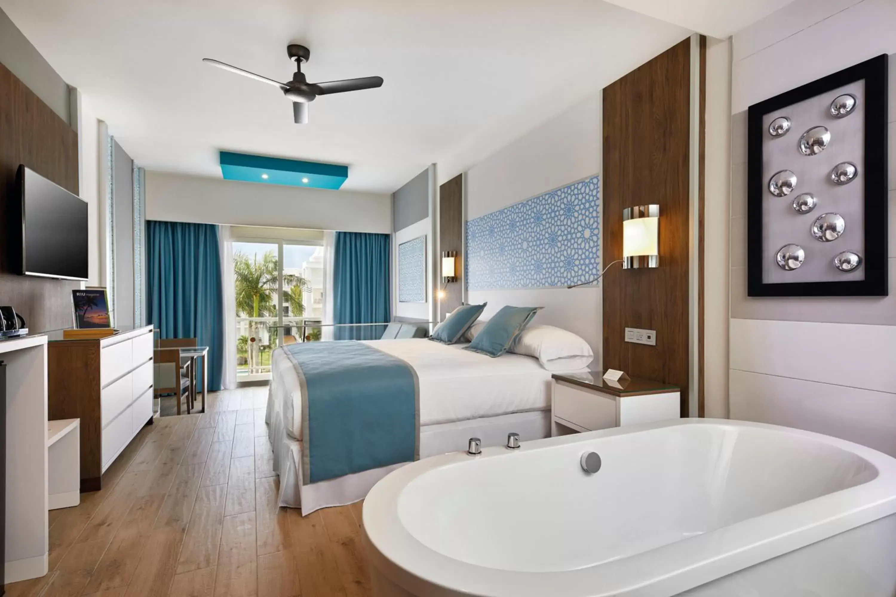 Junior Suite in Riu Palace Riviera Maya - All Inclusive Junior Suite in Riu Palace Riviera Maya - All Inclusive
