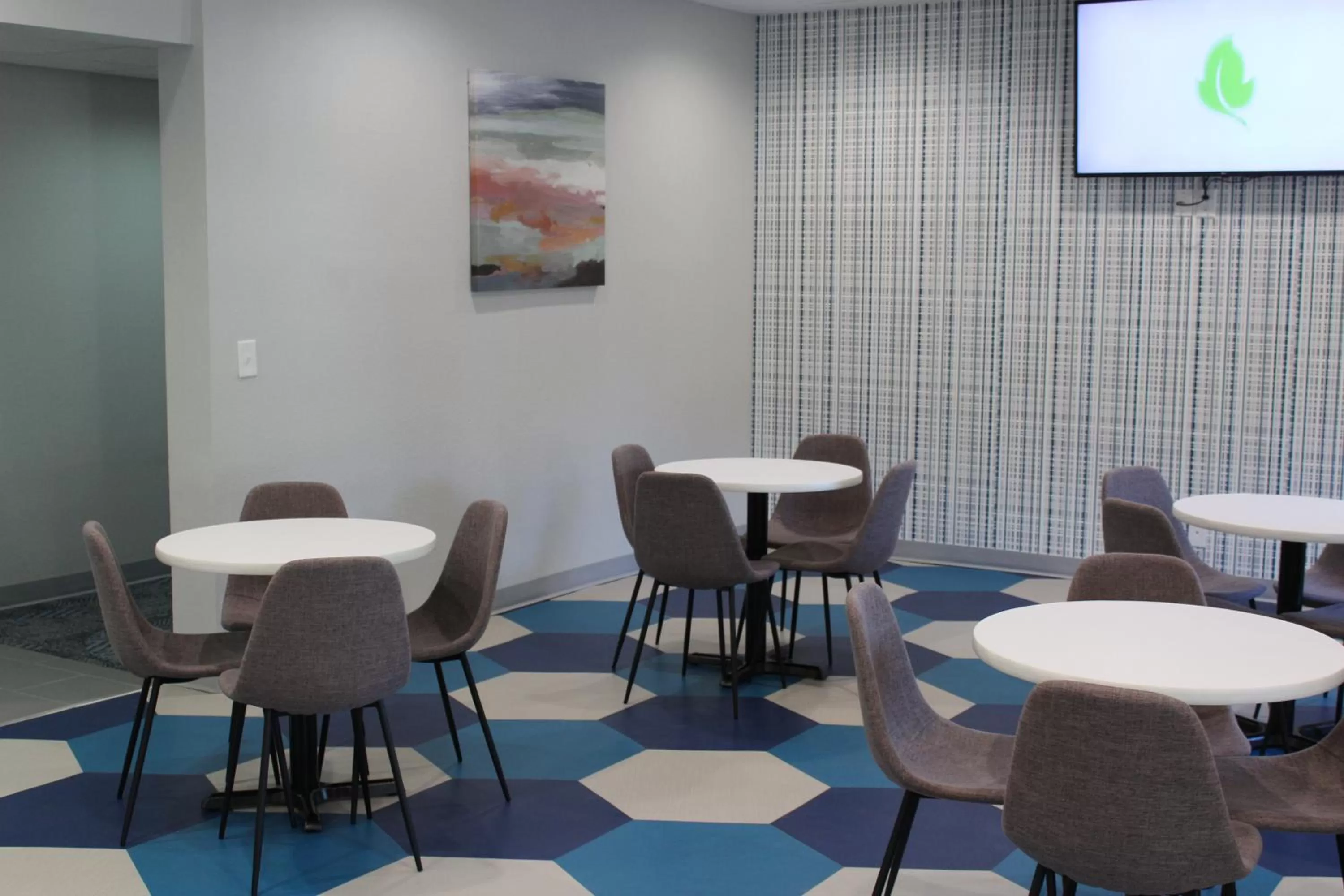 Breakfast in Microtel Inn & Suites by Wyndham Stockbridge/Atlanta I-75