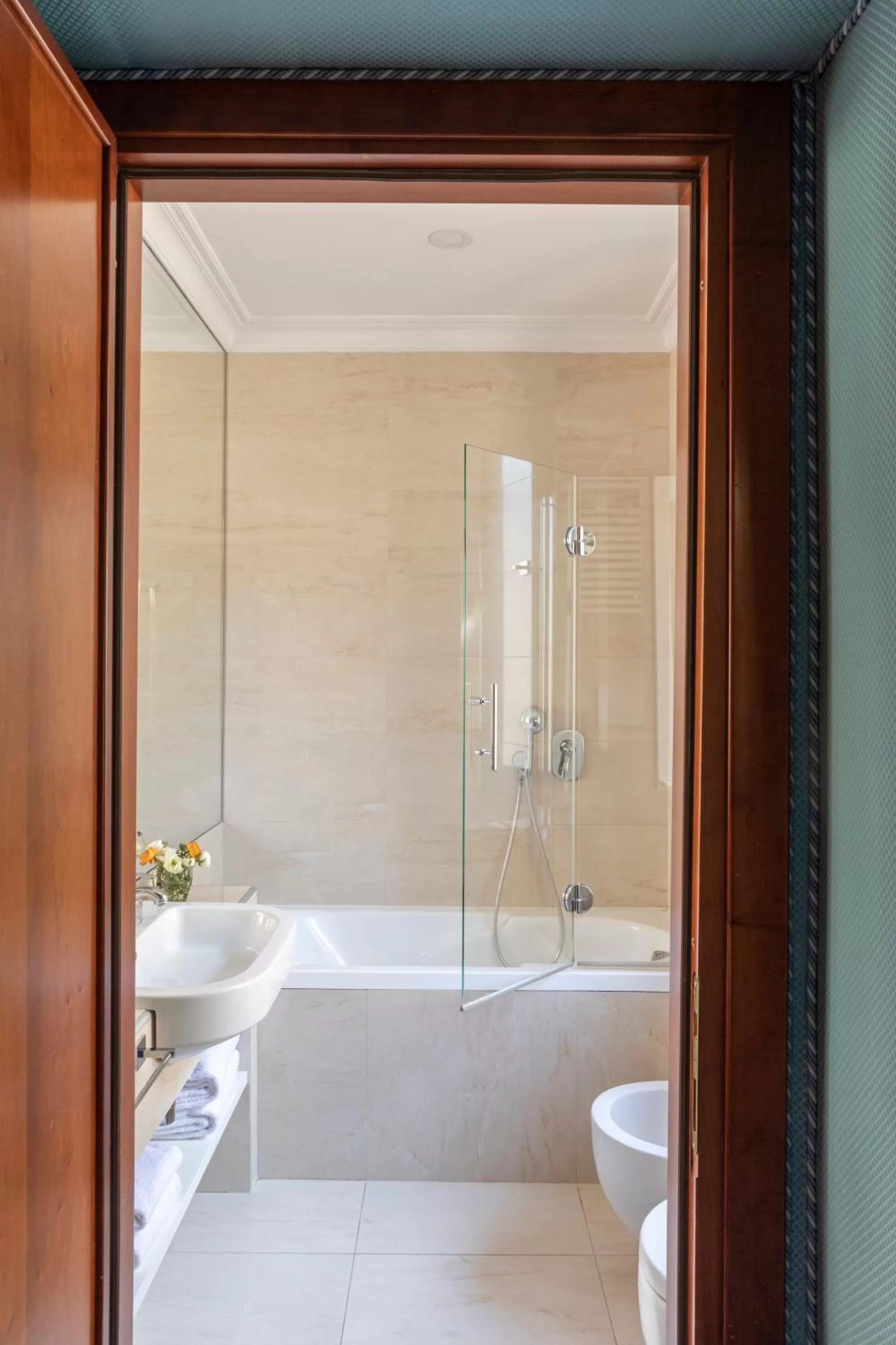 Bathroom in Hotel Scalinata Di Spagna