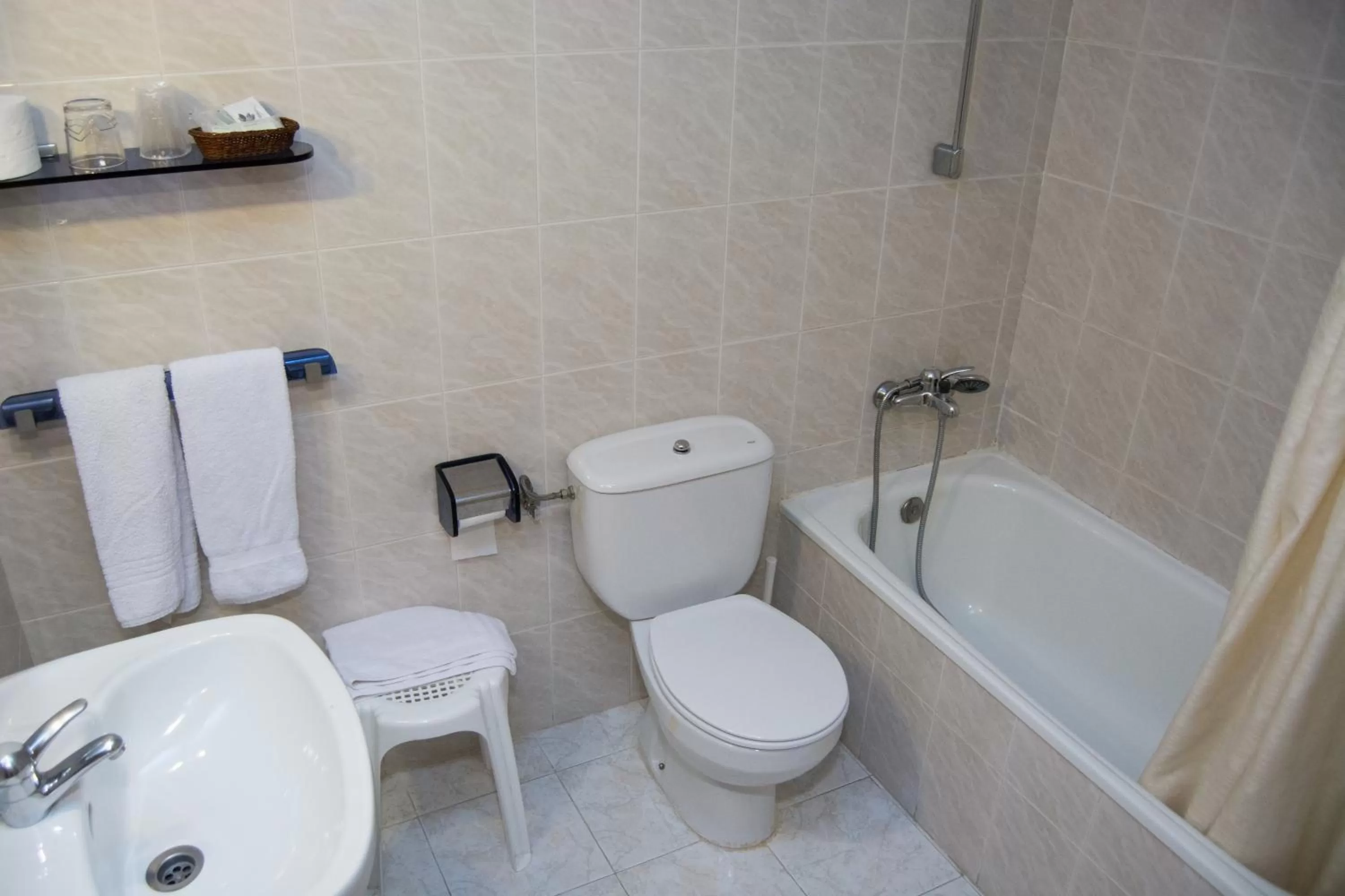 Bathroom in Hotel Nobis Salamanca