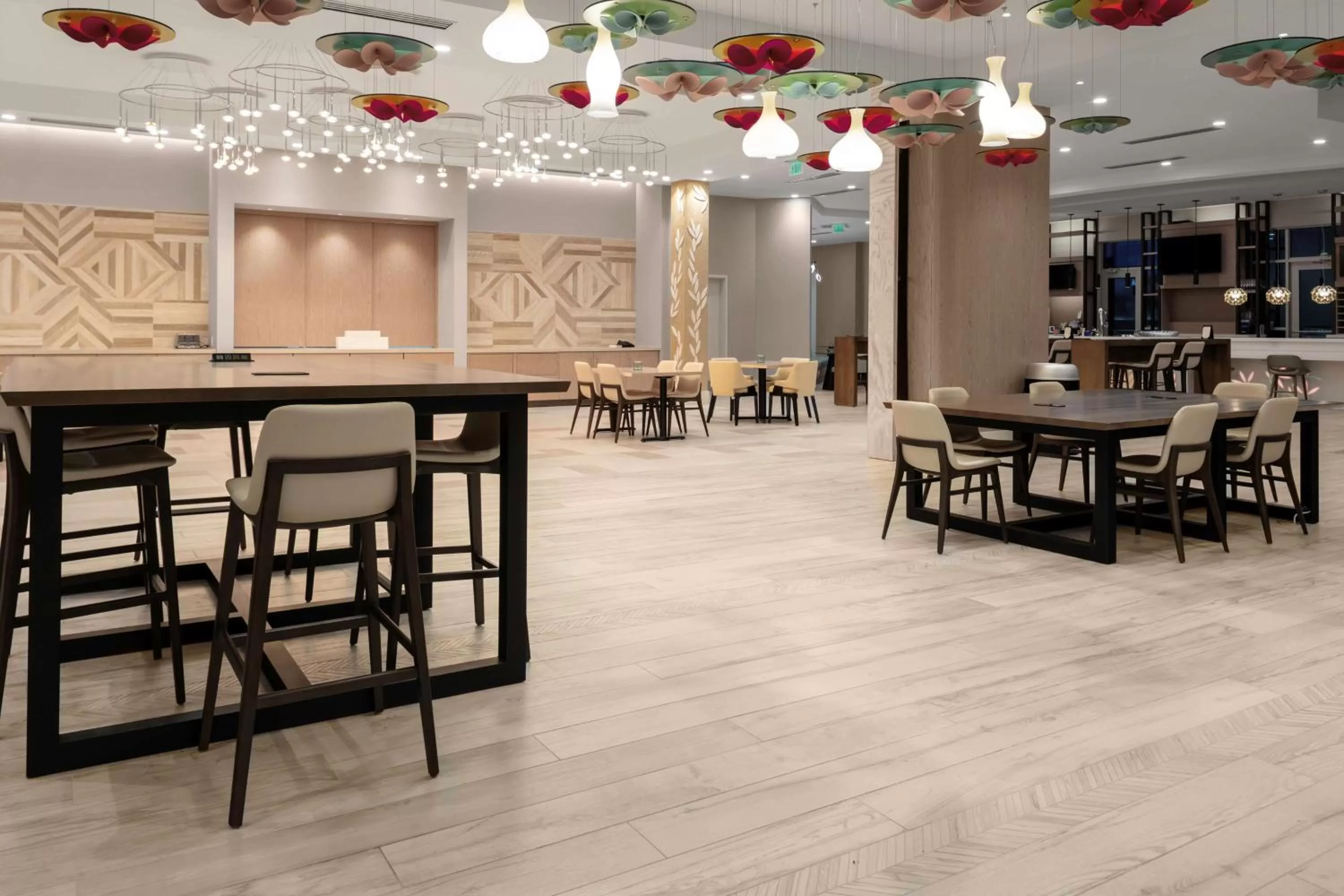 Restaurant/places to eat in Hilton Garden Inn Ocala Downtown, Fl