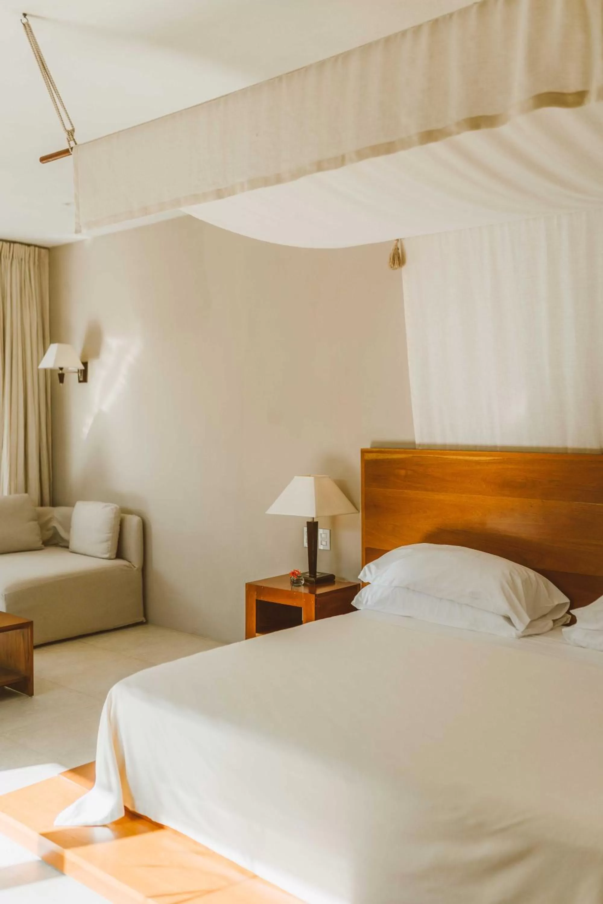 Bed in Jashita Hotel