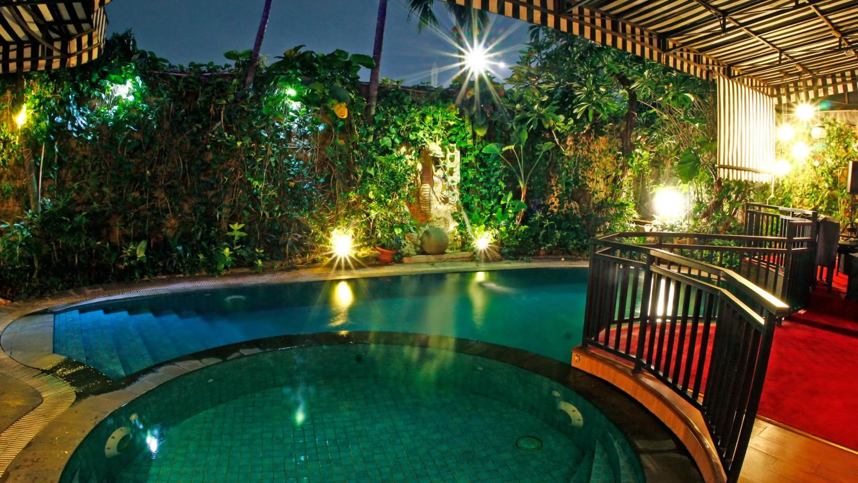 Swimming pool in Amaroossa Cosmo Jakarta