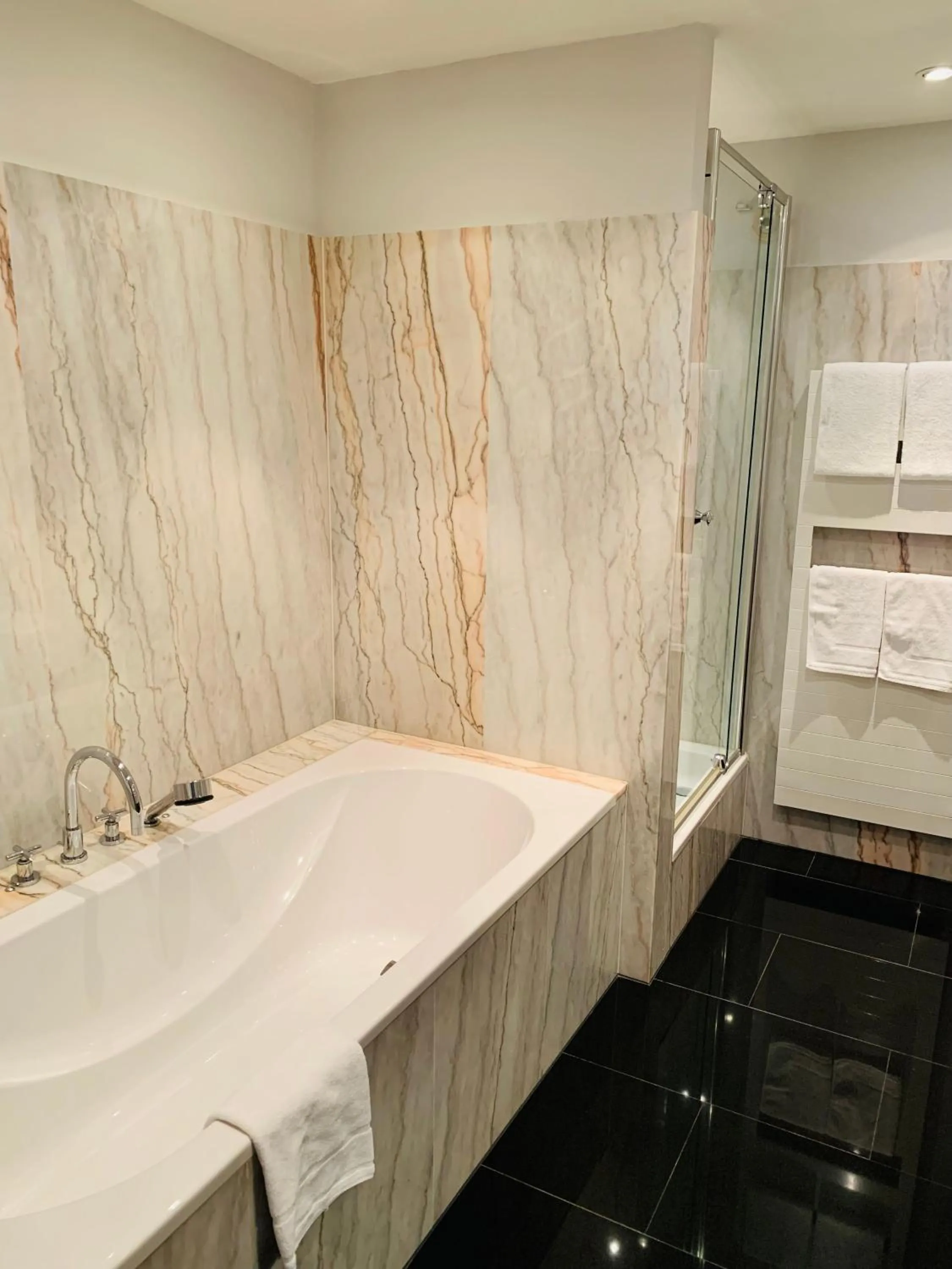 Bathroom in Mercure Hotel Riesa Dresden Elbland