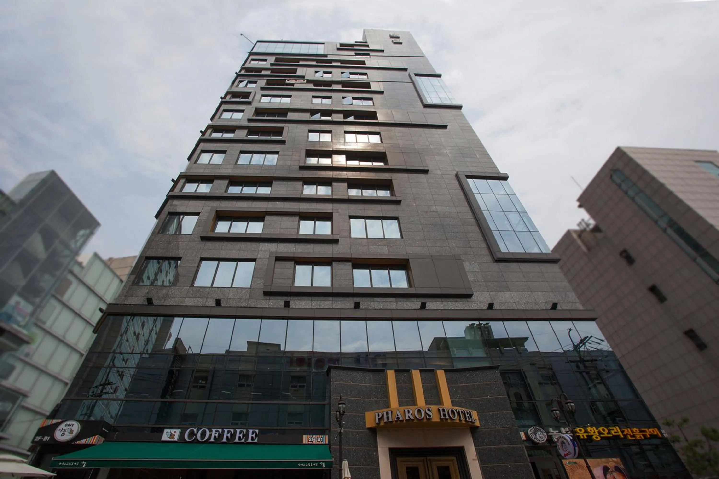 Property building in Hotel Pharos