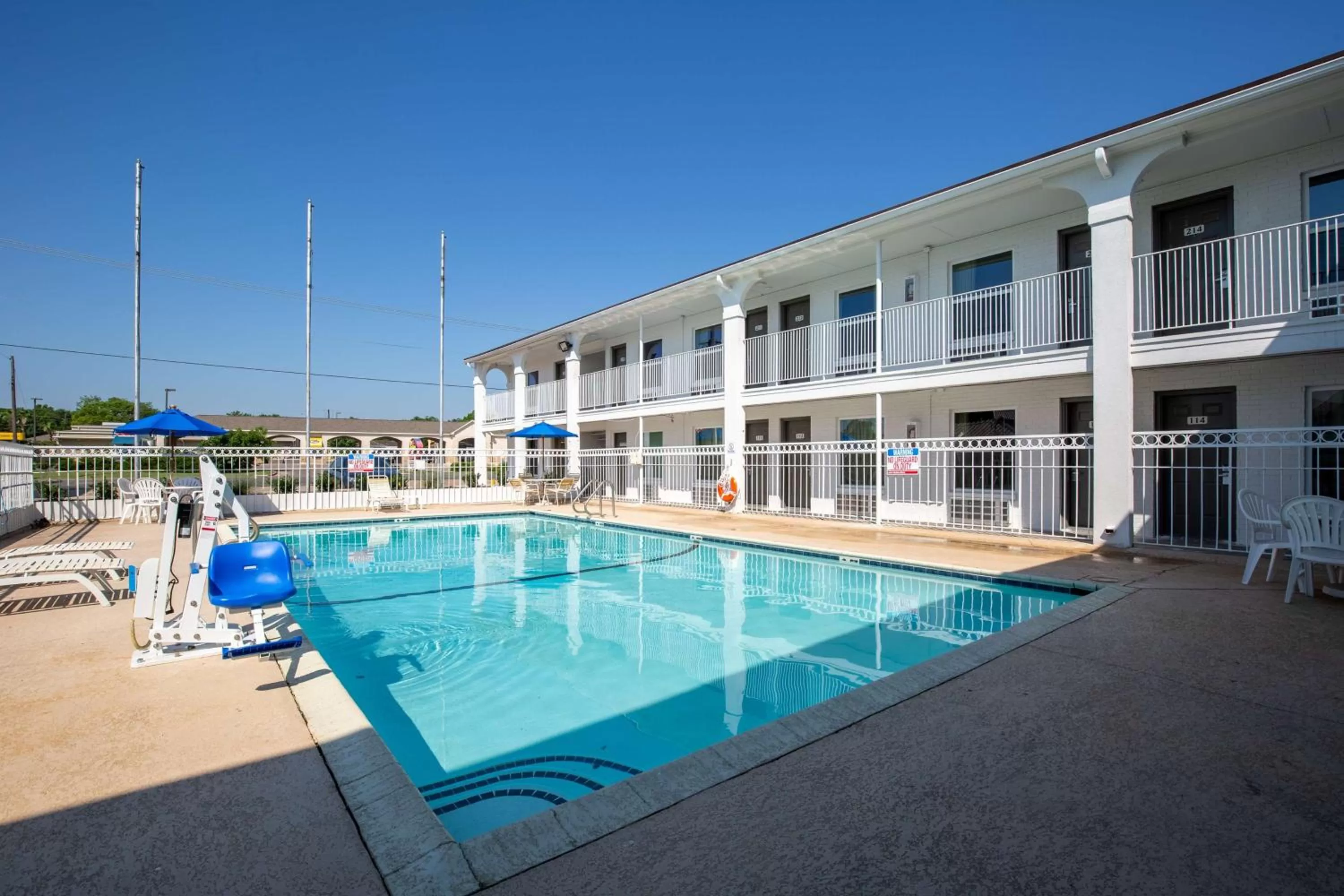 On site in Motel 6-Bryan, TX - University Area