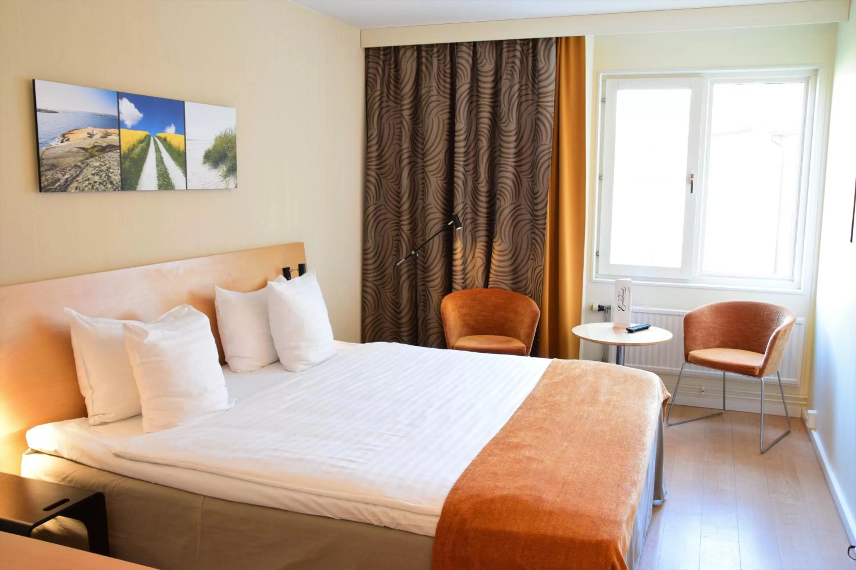 Bed in Hotell Erikslund