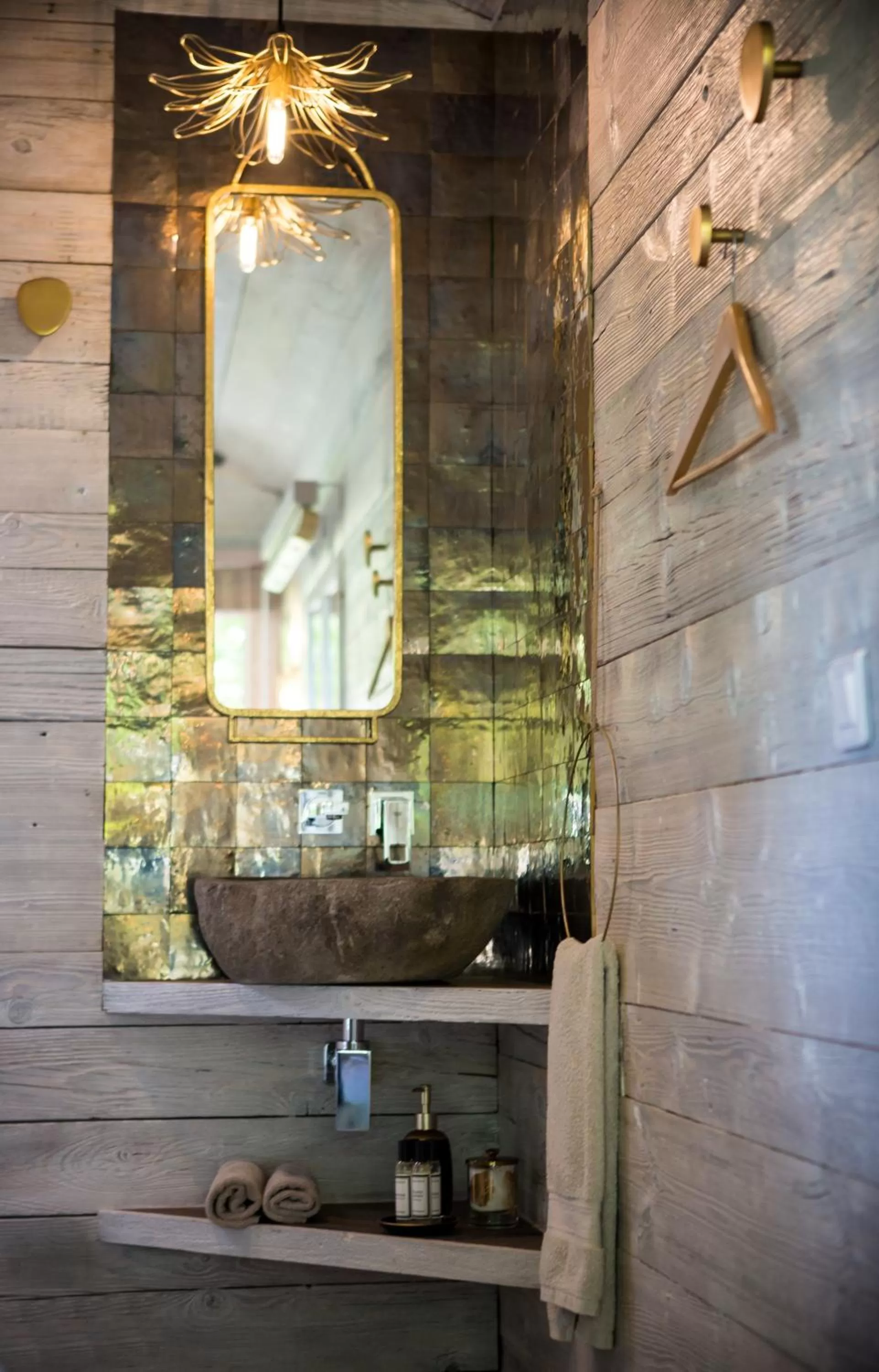 Bathroom in Sous les Platanes B&B