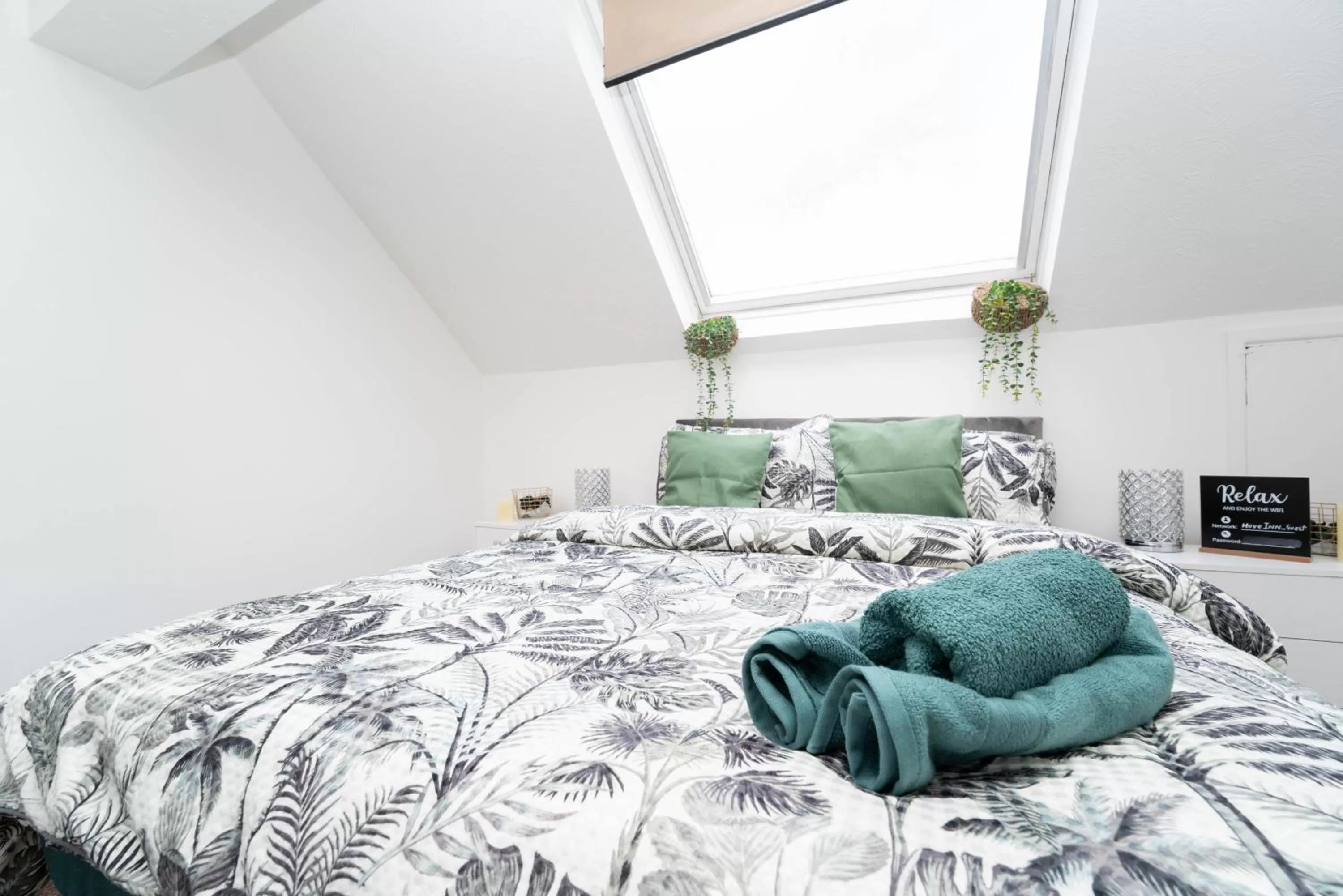 Bed in 44a Bathurst Walk