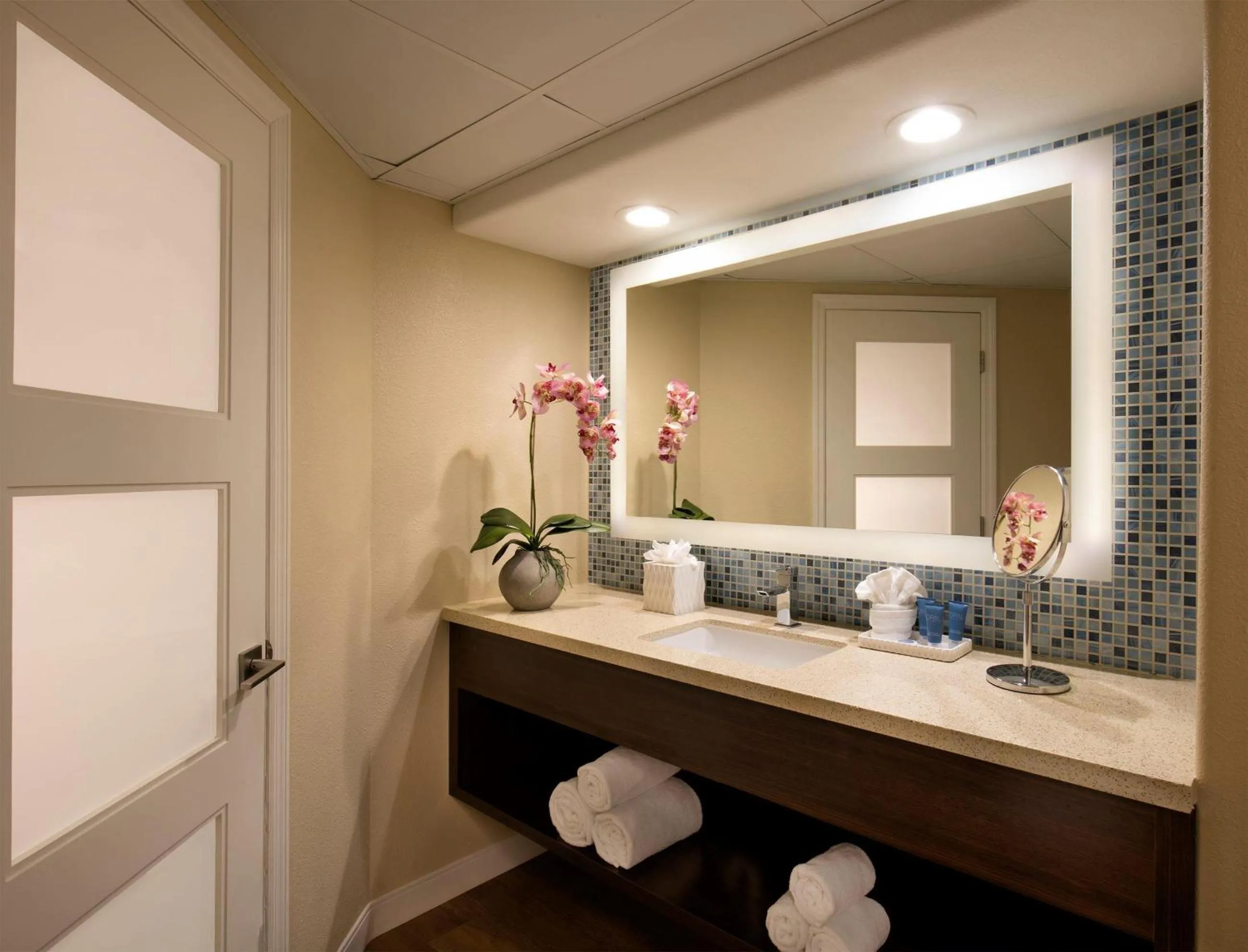 Bathroom in Lido Beach Resort - Sarasota