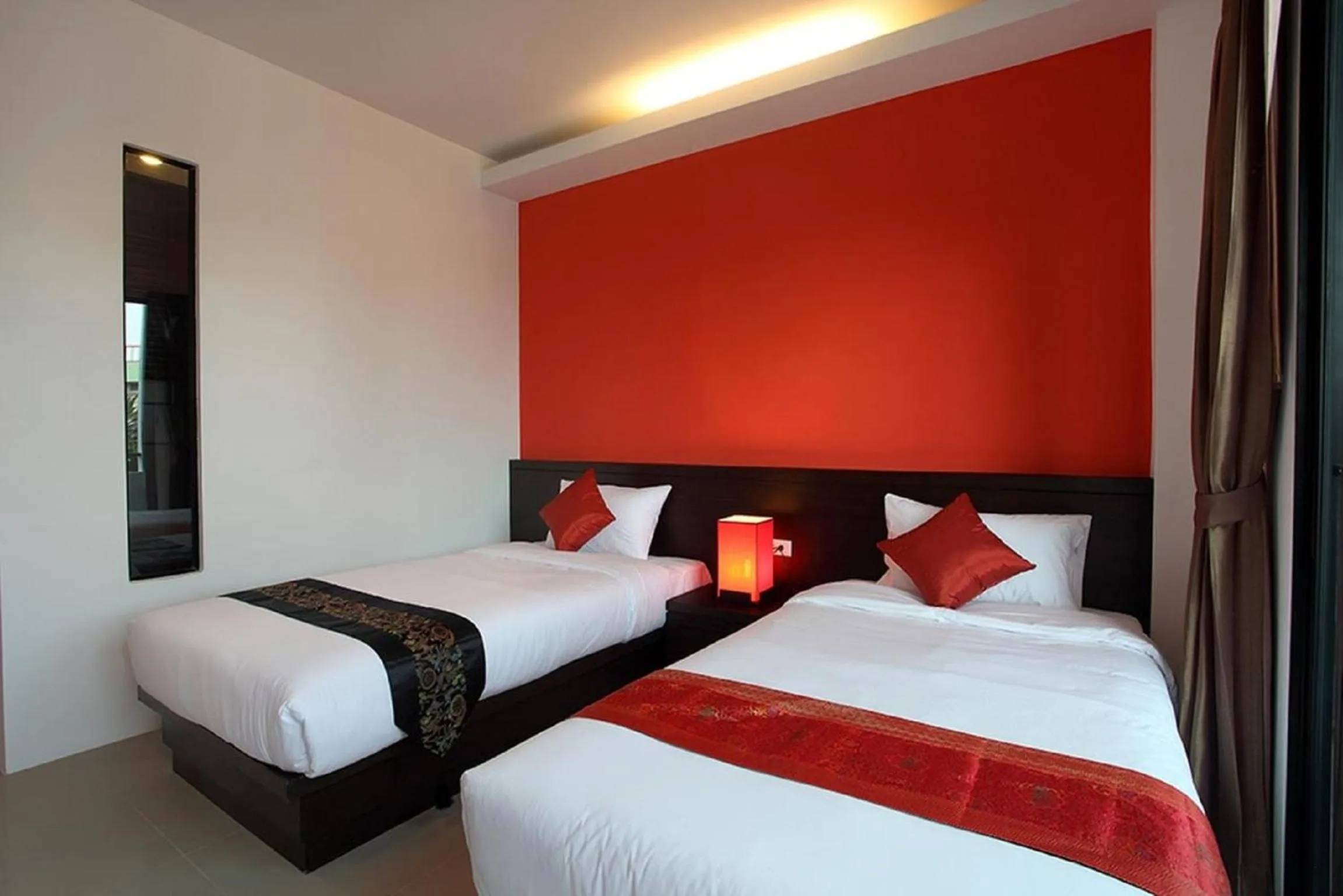 Summer, Bed in KARON SINO House