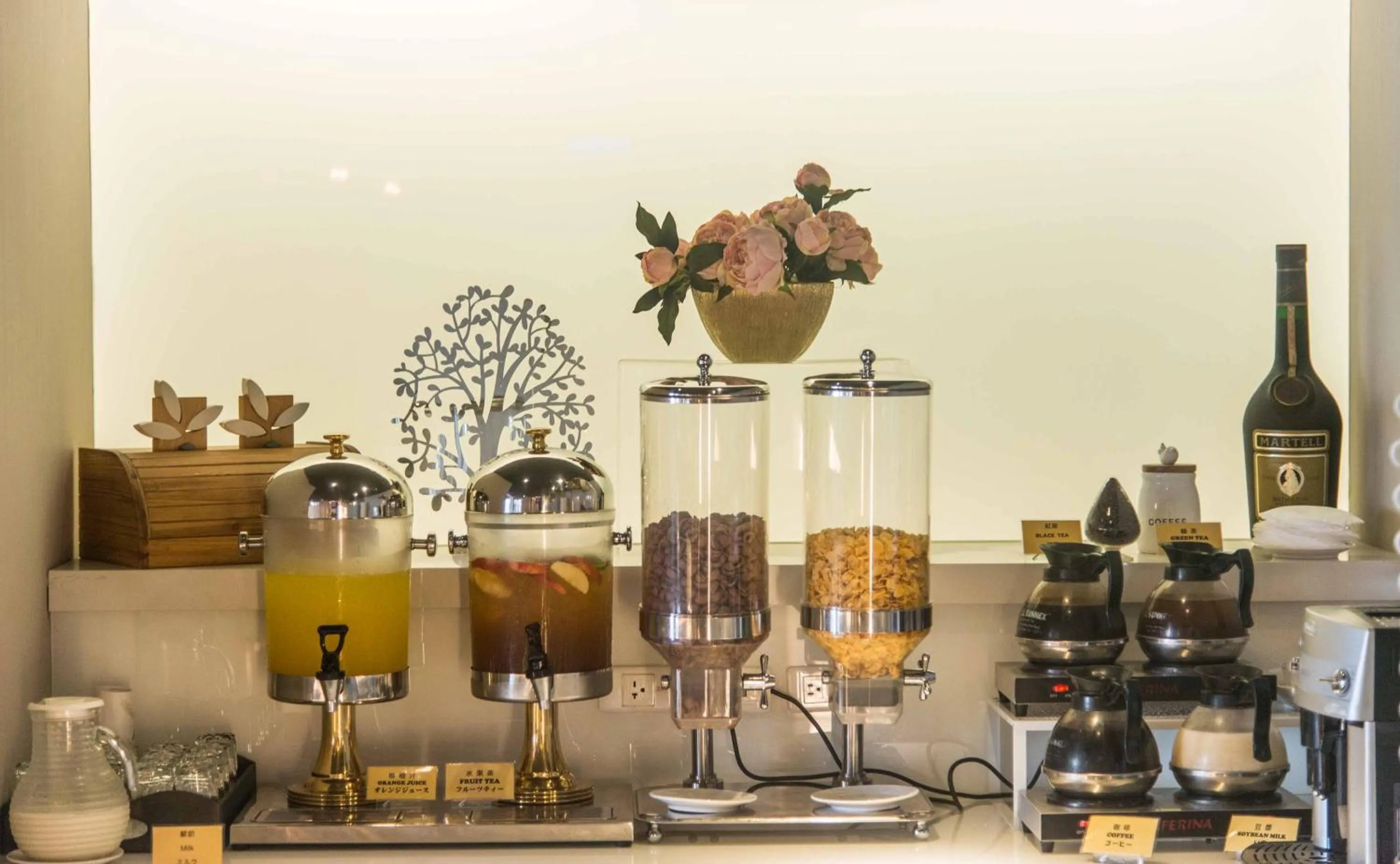 Restaurant/places to eat in Forward Hotel Taipei Nangang