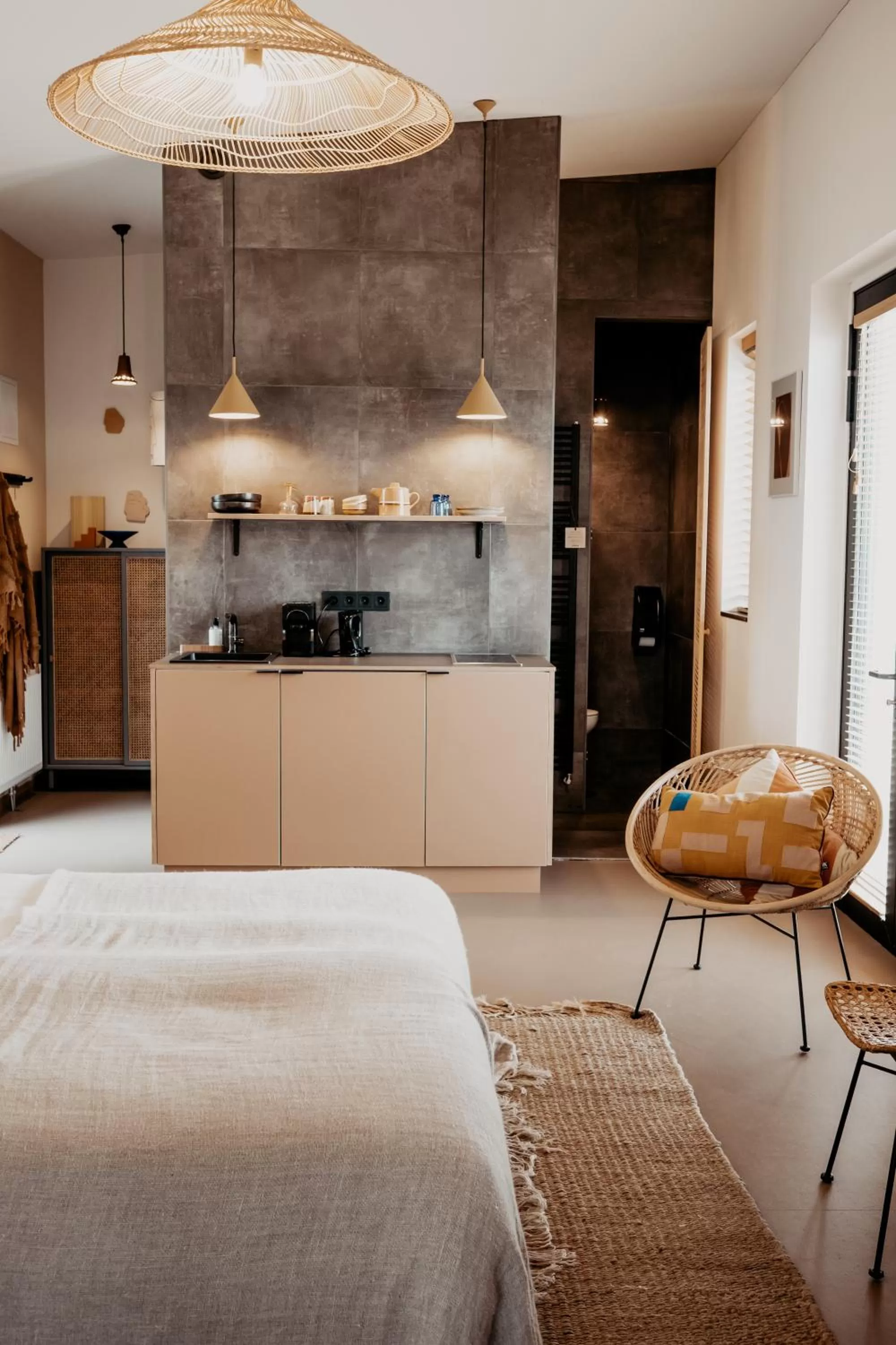 Kitchen or kitchenette, Bed in Strandhotel Zoomers