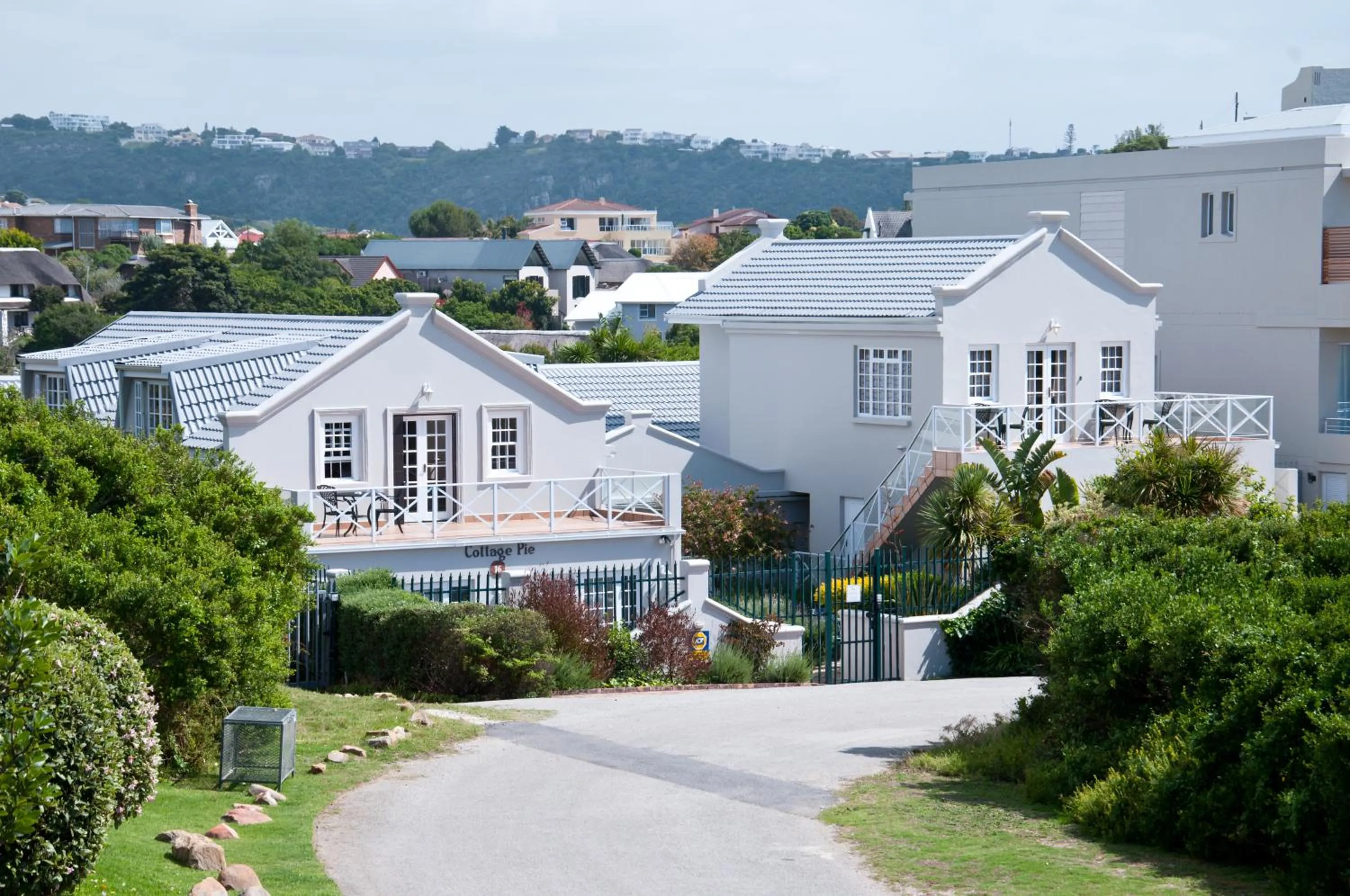 Facade/entrance in The Robberg Beach Lodge - Lion Roars Hotels & Lodges