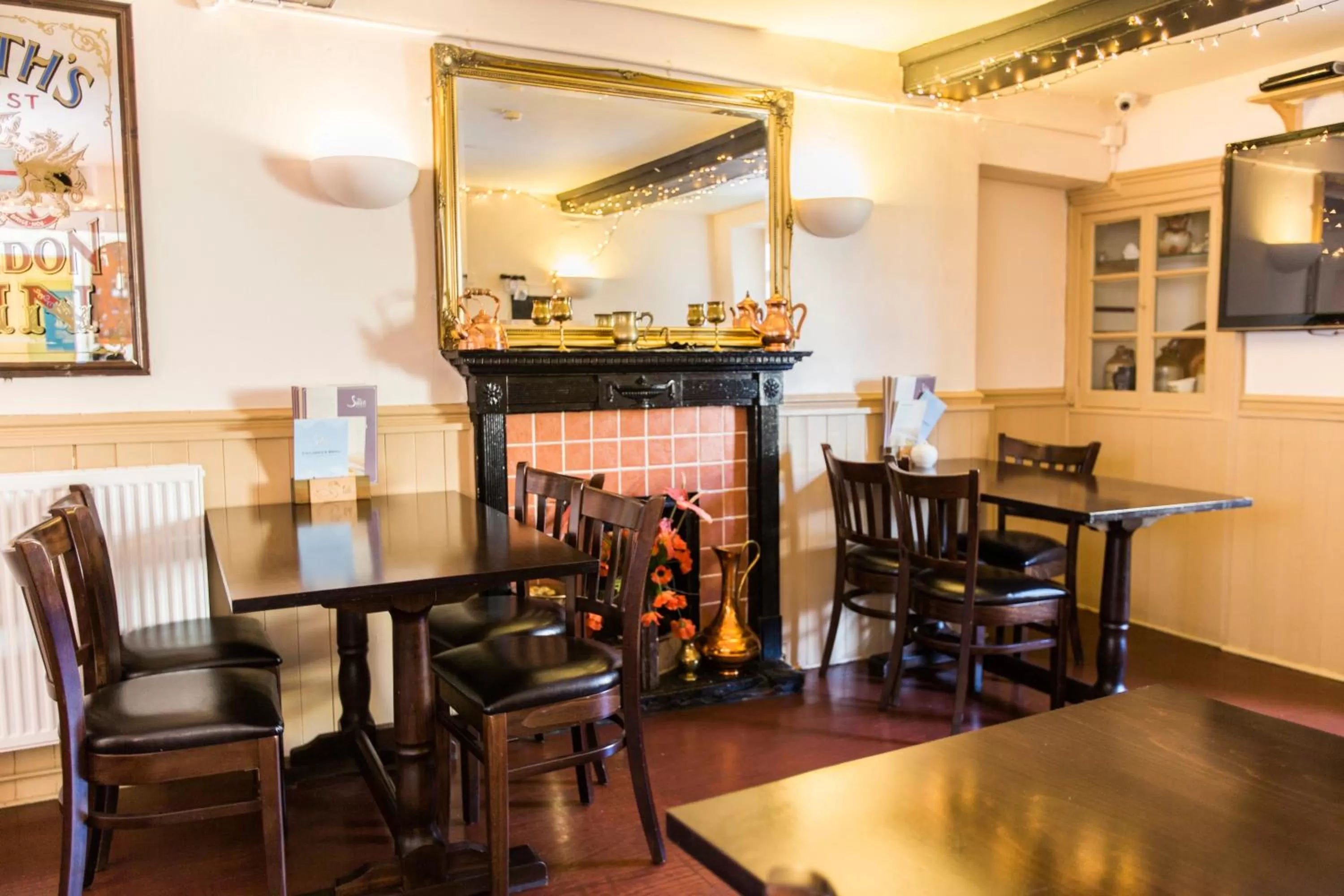 Lounge or bar, Restaurant/Places to Eat in The Swan