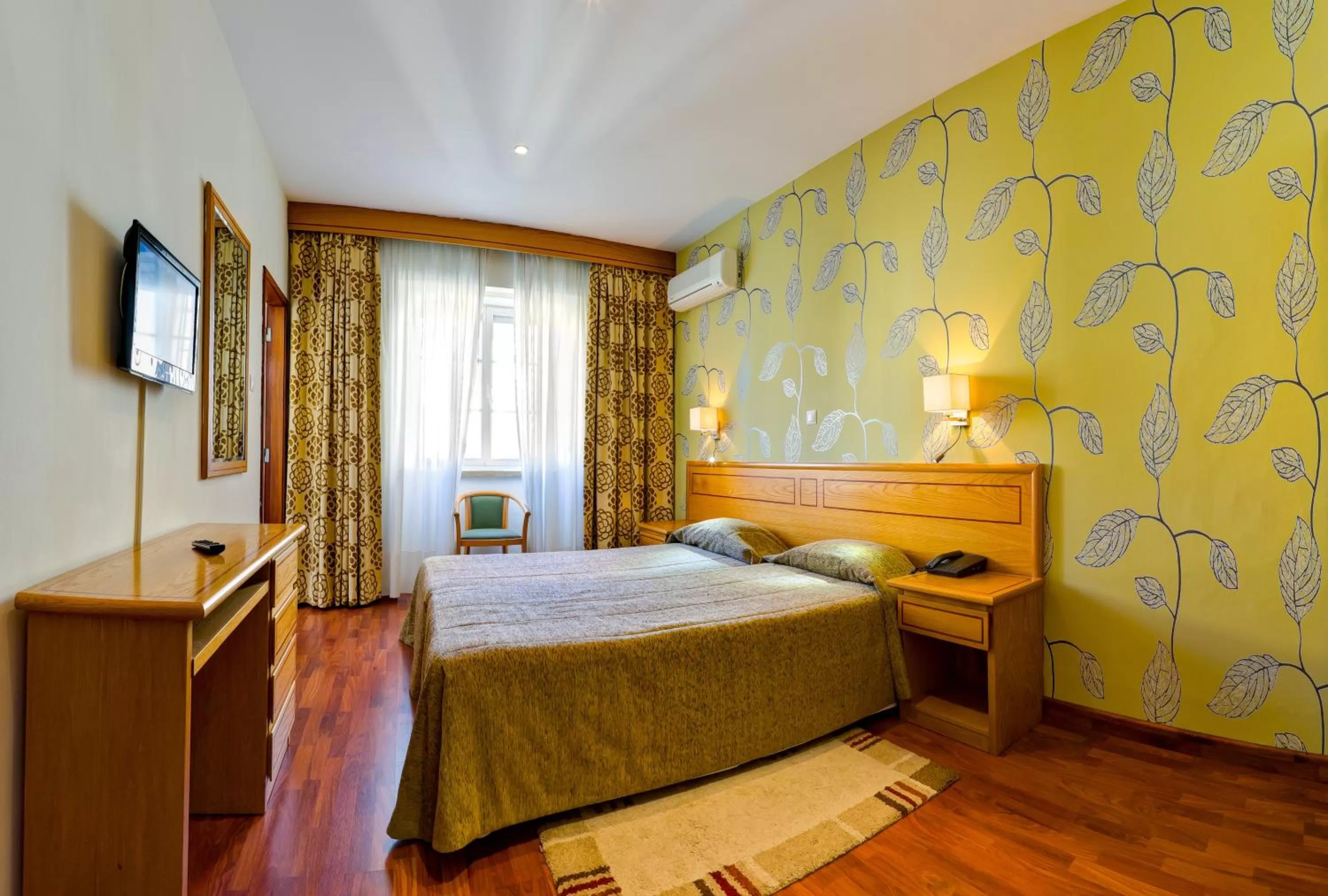 Bedroom, Bed in Hotel Avenida Park