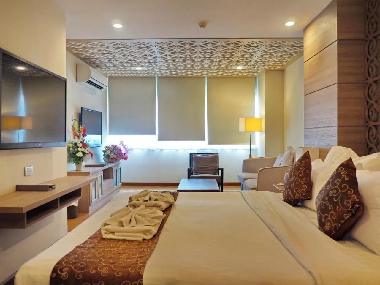 Bedroom, Bed in S17 Nimman