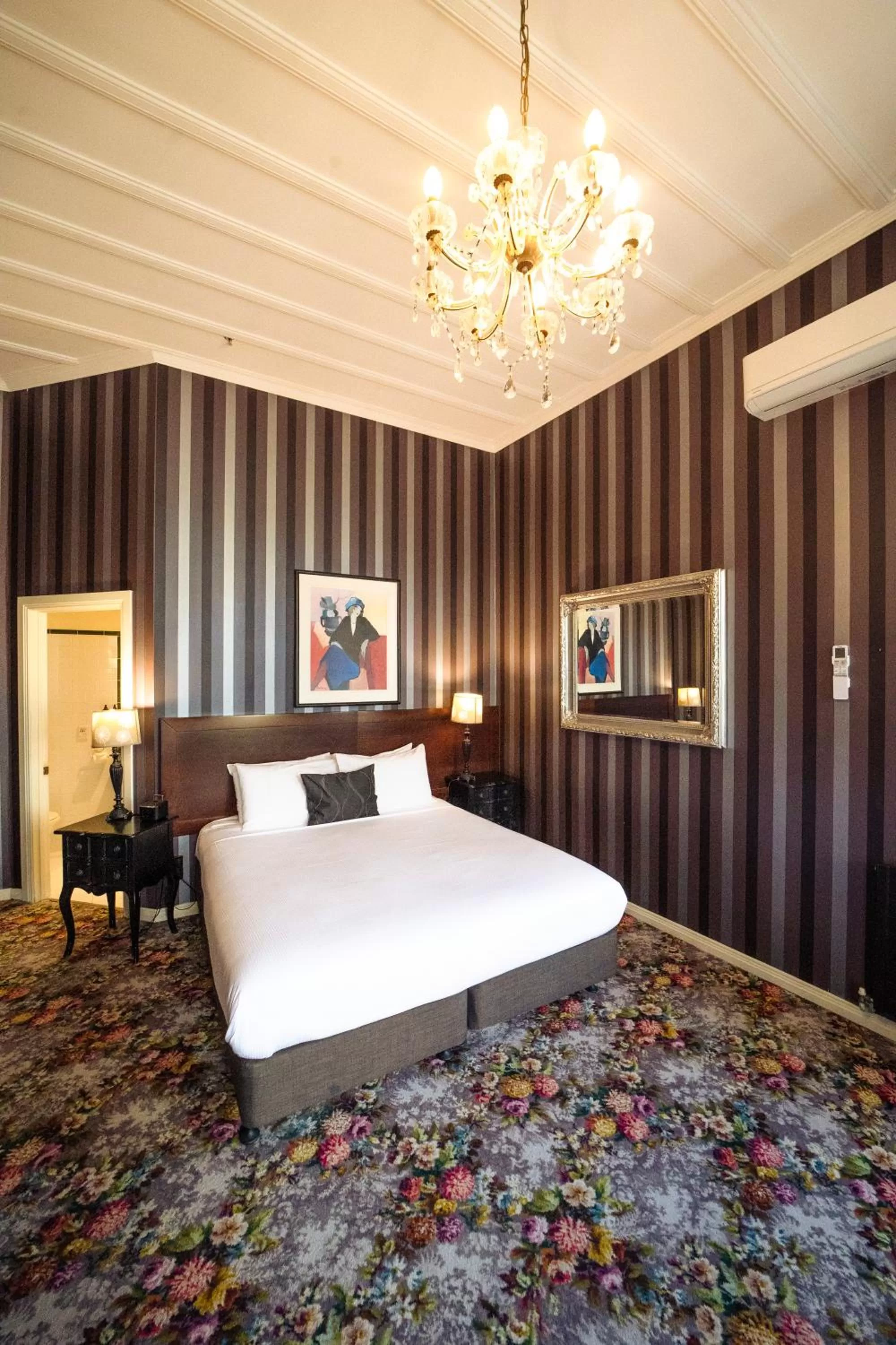 Designer Room in Prince's Gate Hotel