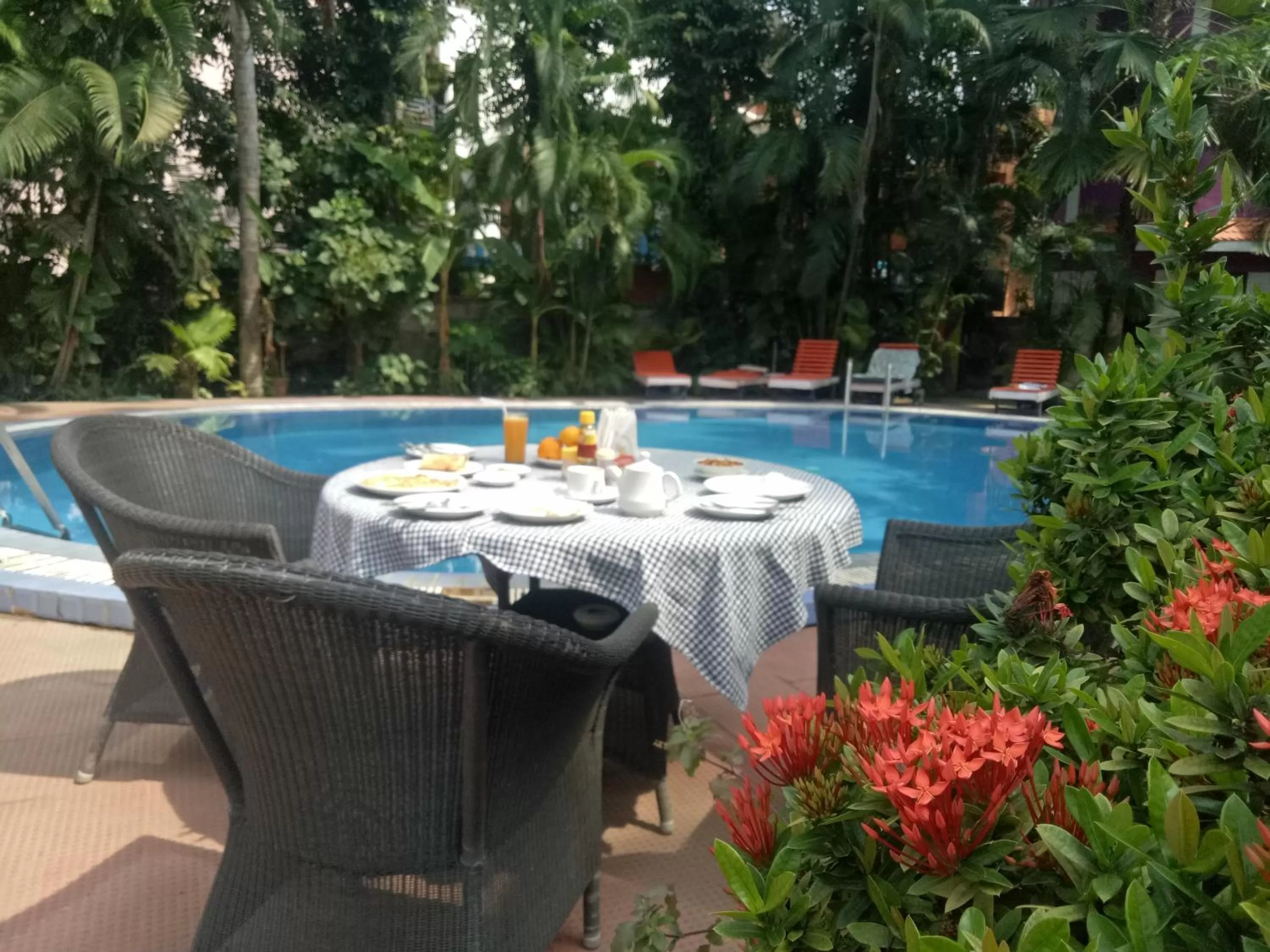 Restaurant/places to eat, Swimming Pool in Wilson Ayurvedic Beach Resorts