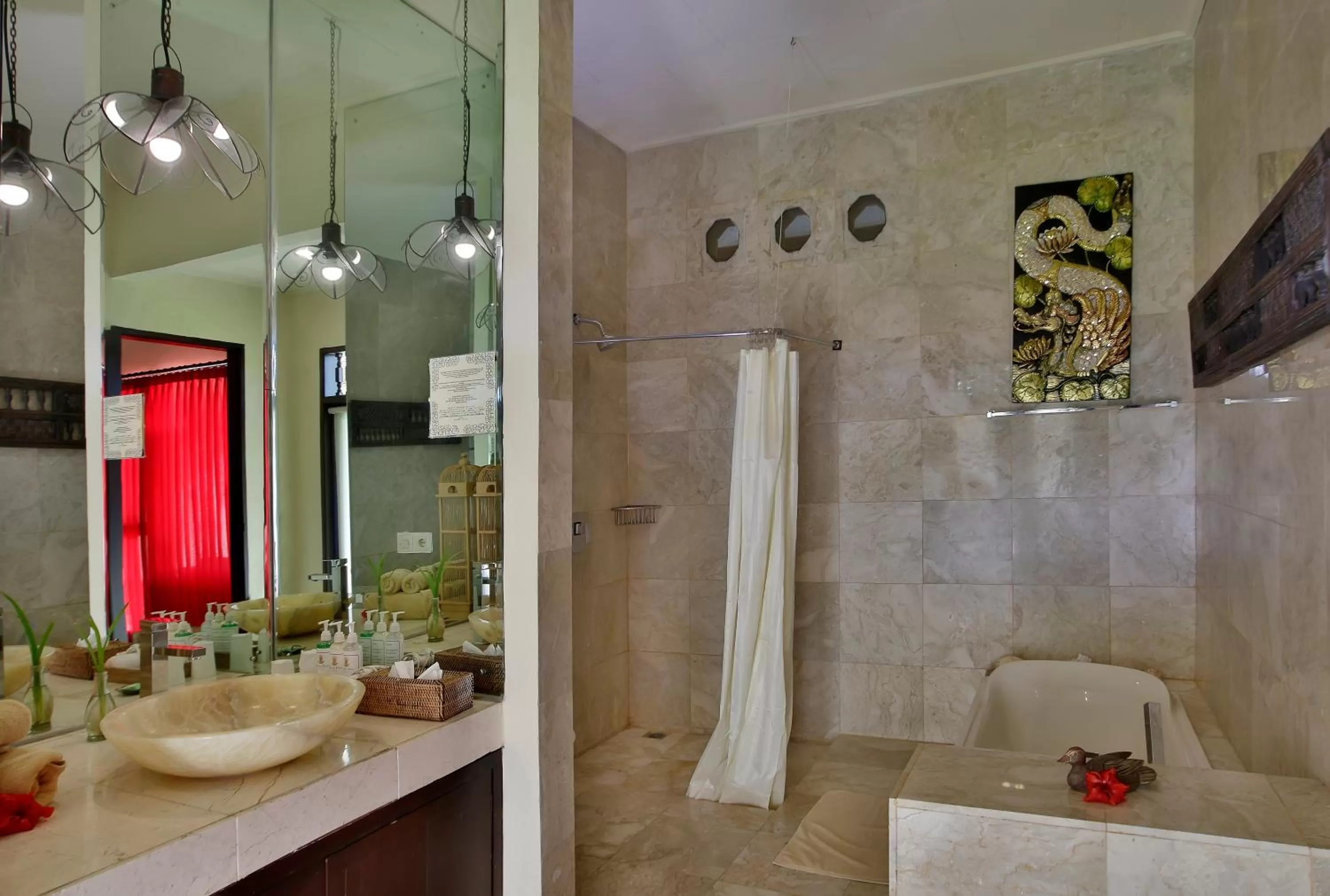 Bathroom in Green Field Hotel and Restaurant