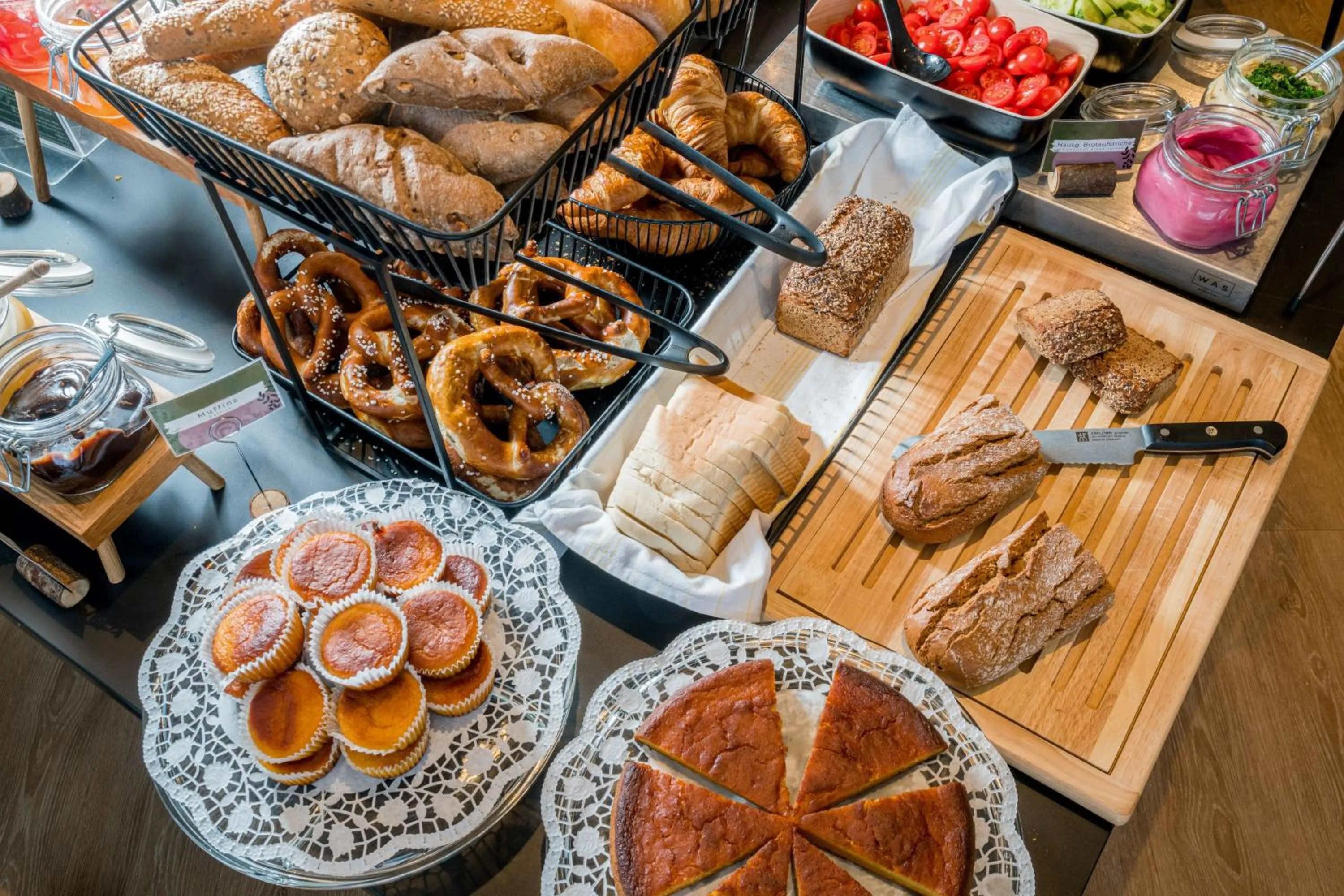 Breakfast in KOOS Hotel&Apartments - City Aparthotel