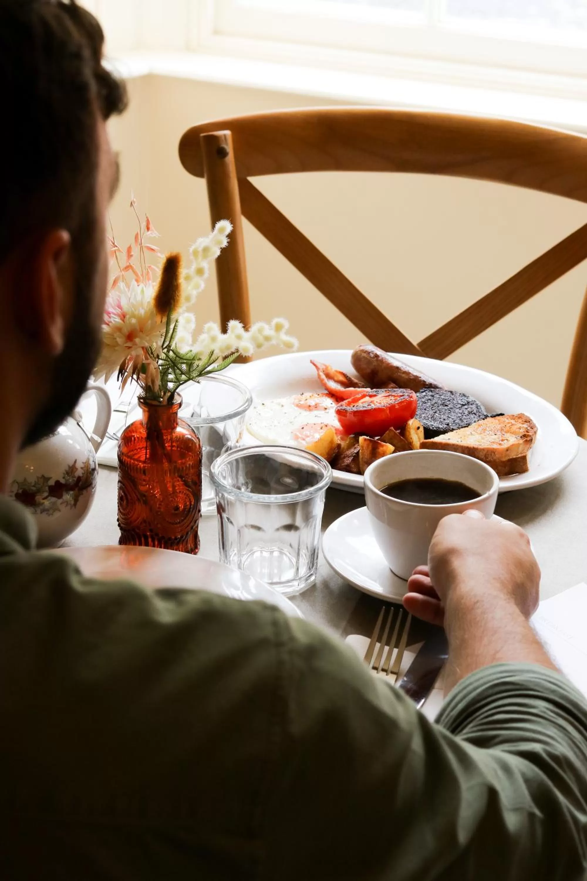 People in Fleur de Lys Bampton