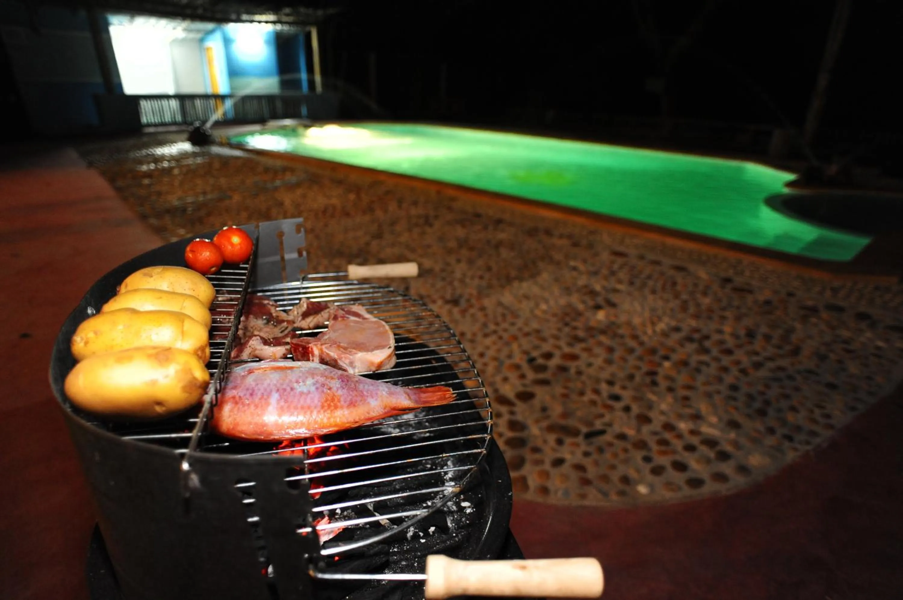 Scenic Riverside Resort