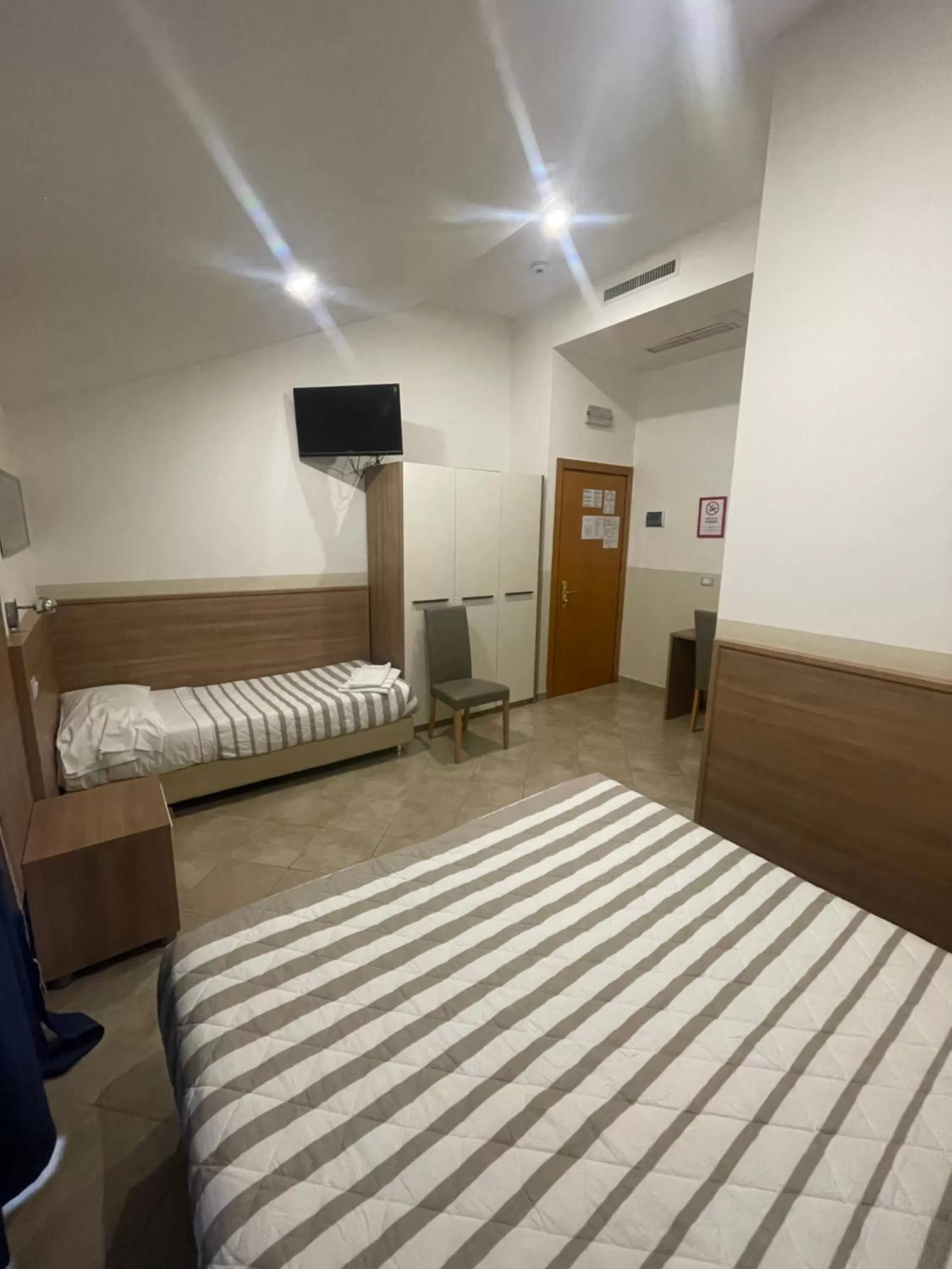 Bed in Hotel Montecarlo